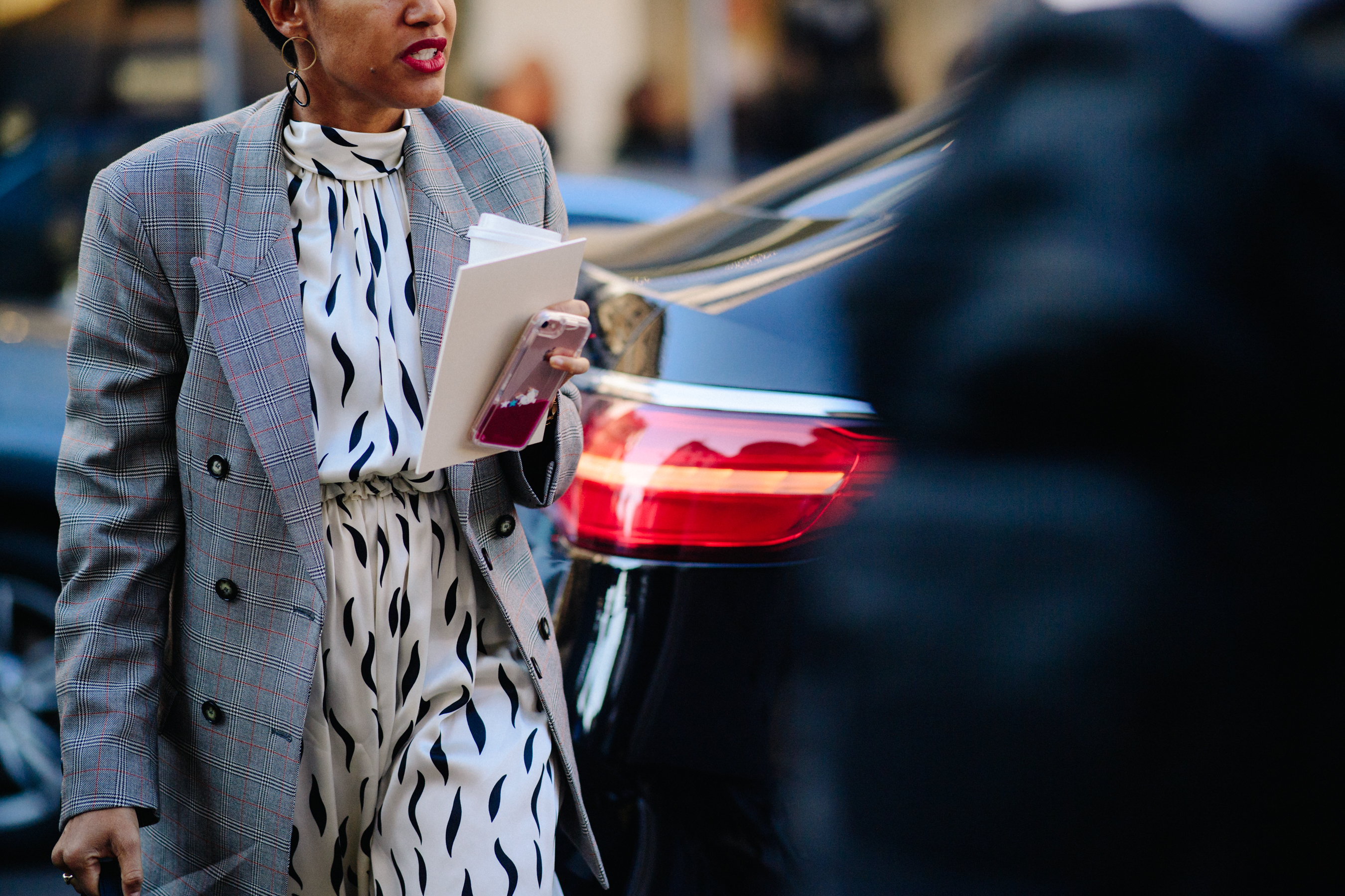 Blogger wearing check blazer