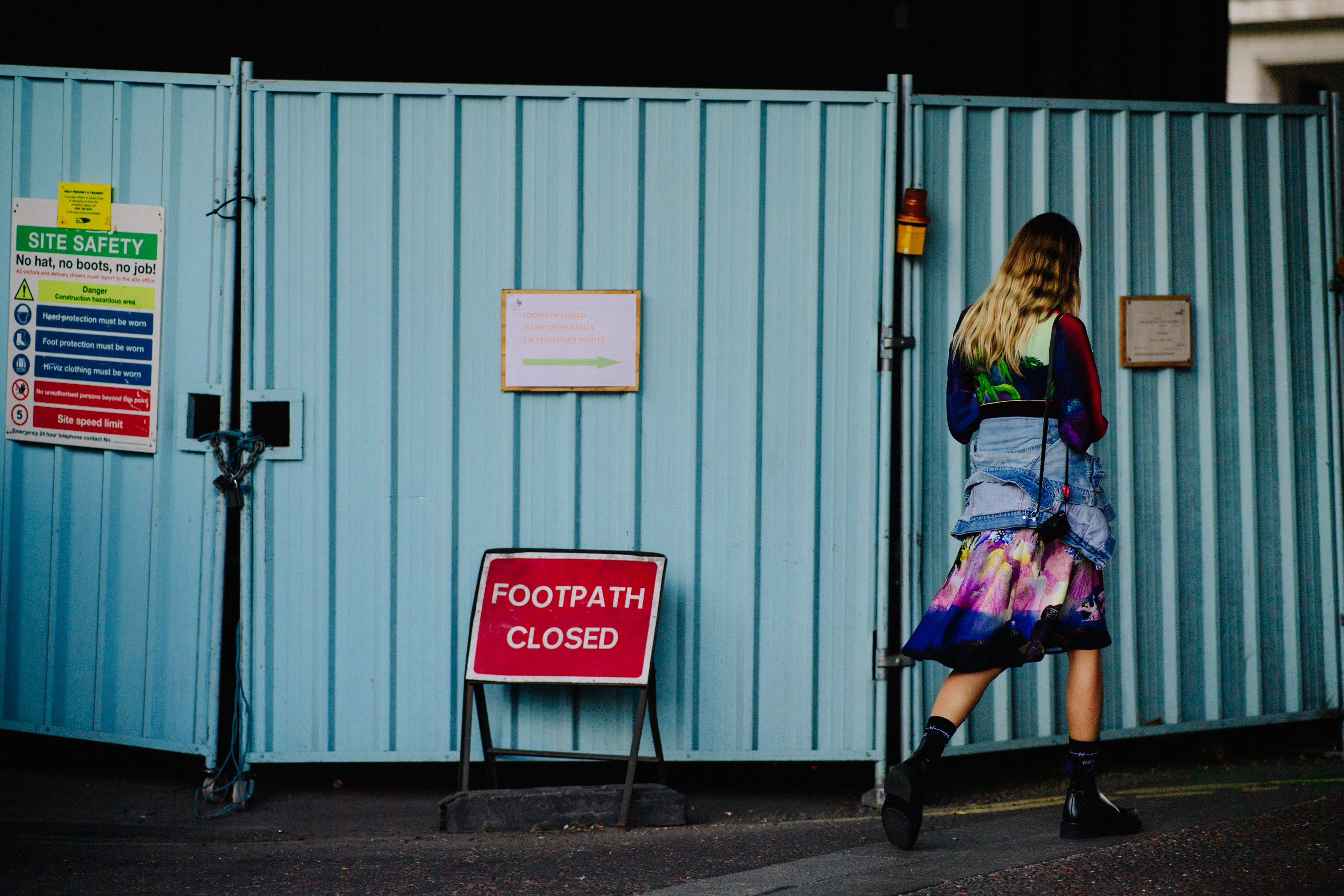 German buyer wearing purple dress