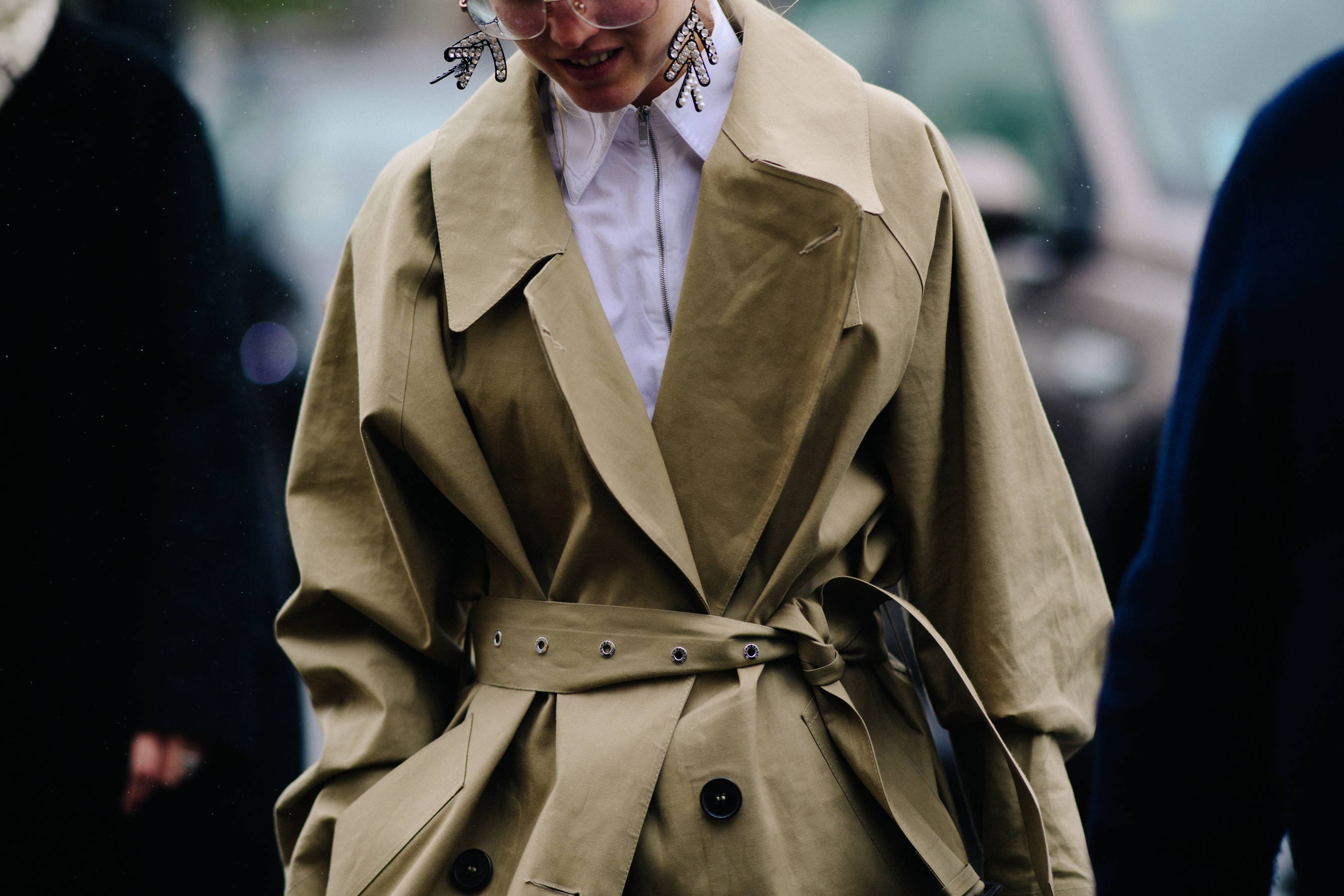 Blogger wearing beige coat