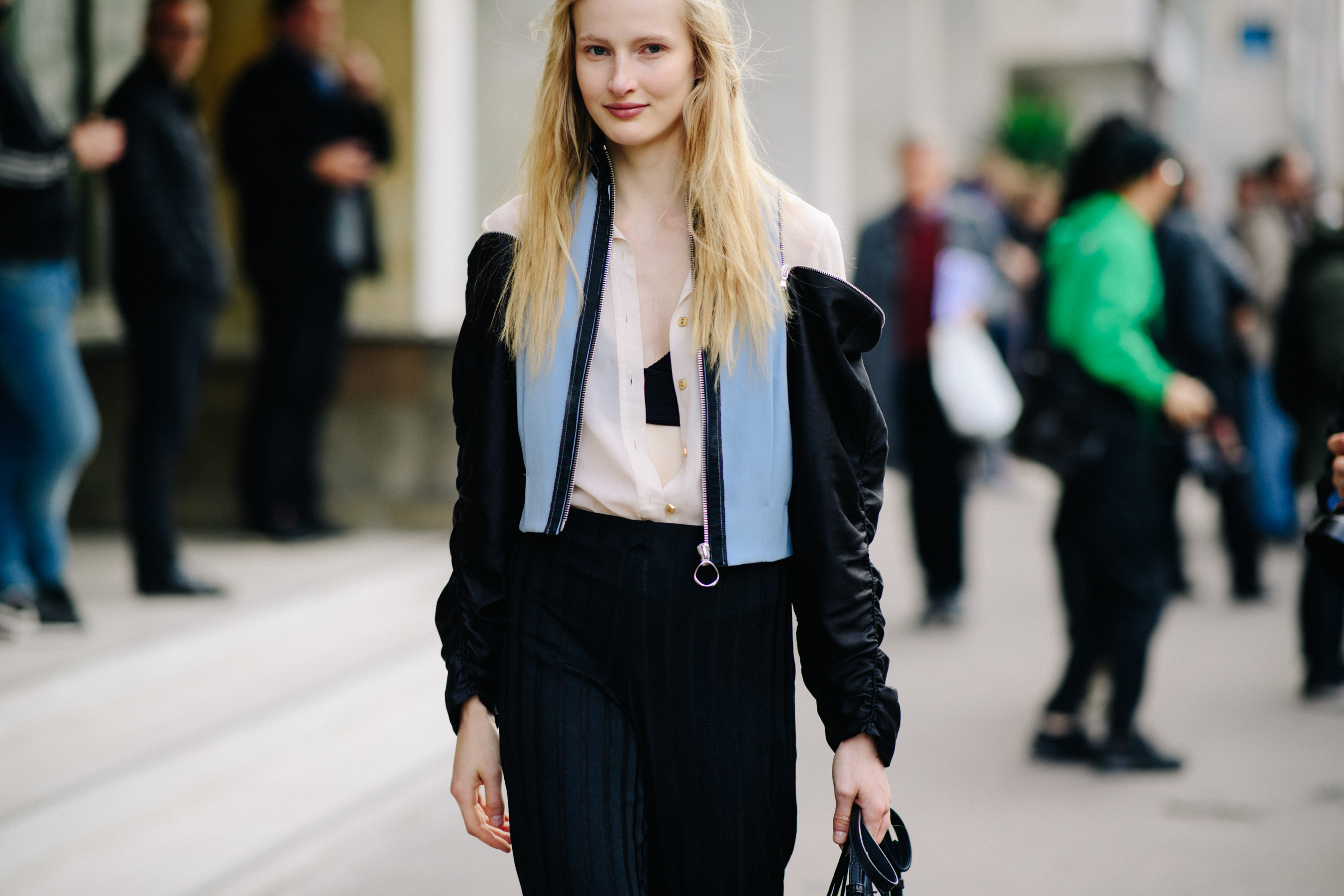Model with long blonde hair