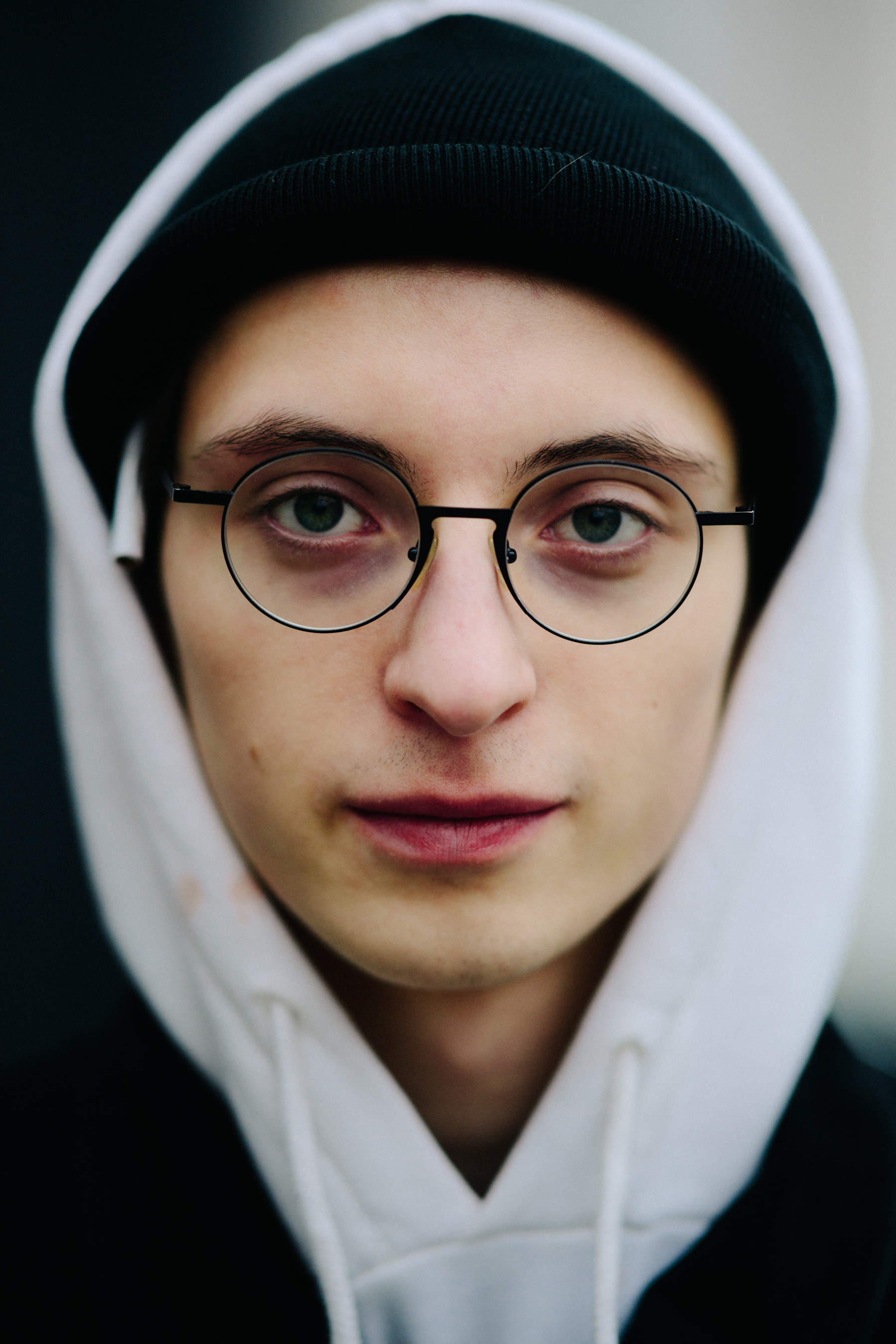 Portrait of man with glasses