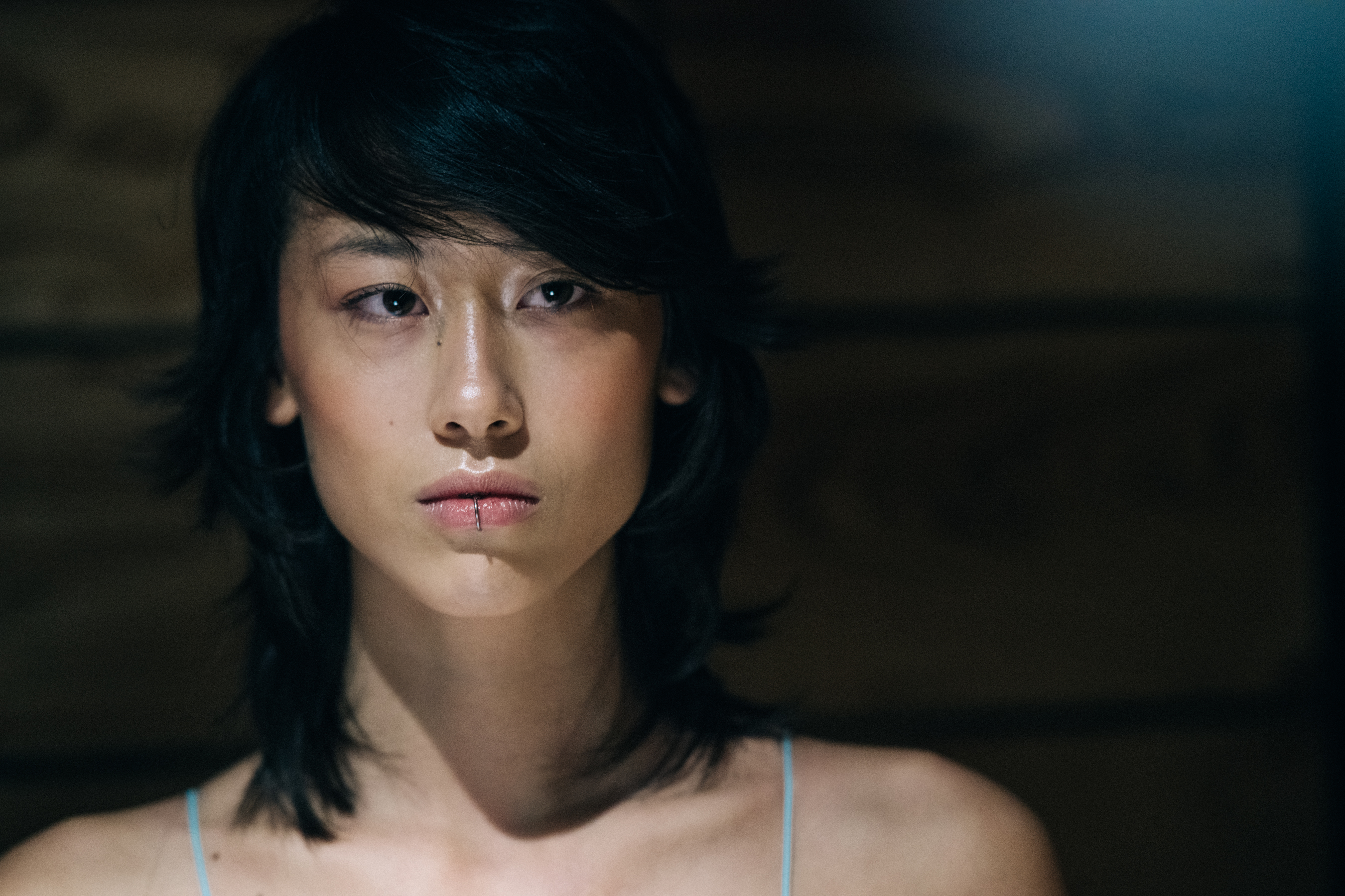 Georgian model with lip ring