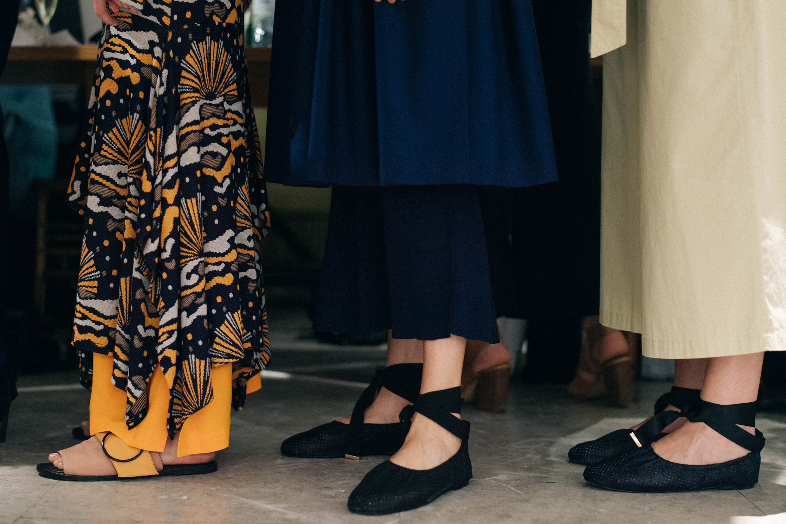Group o models wearing balerina shoes