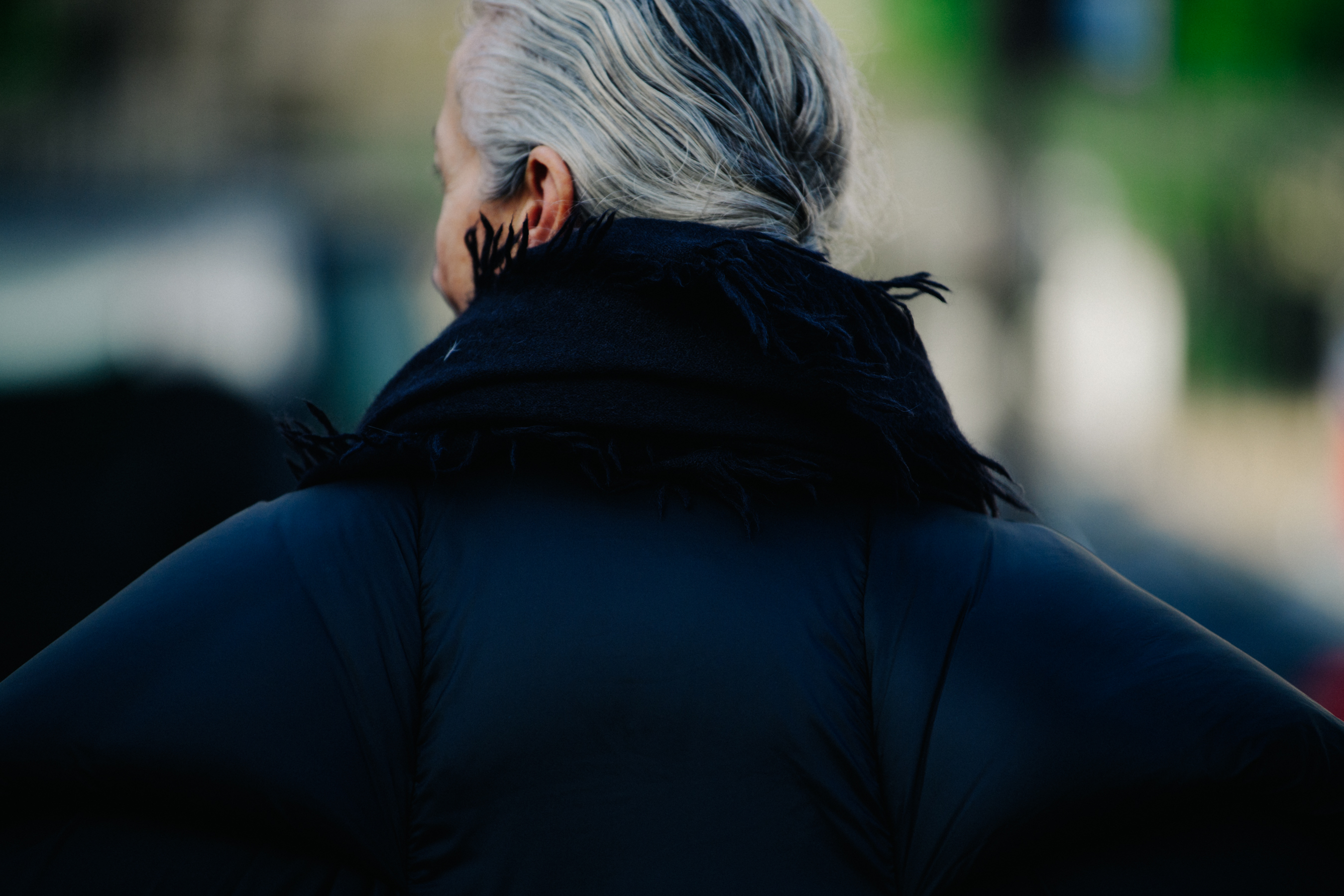 Woman wearing big winter coat