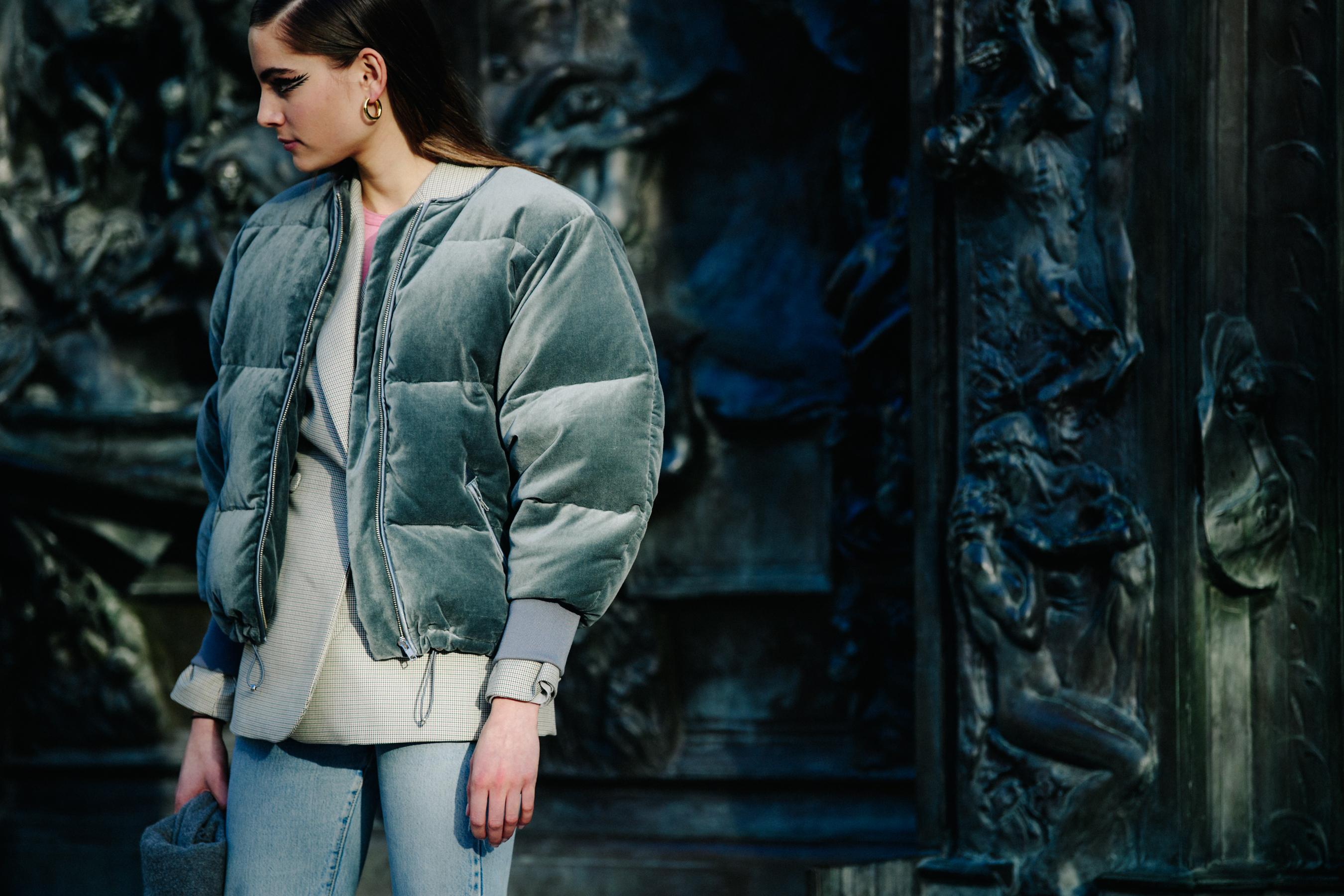 Dutch model wearing green bomber jacket