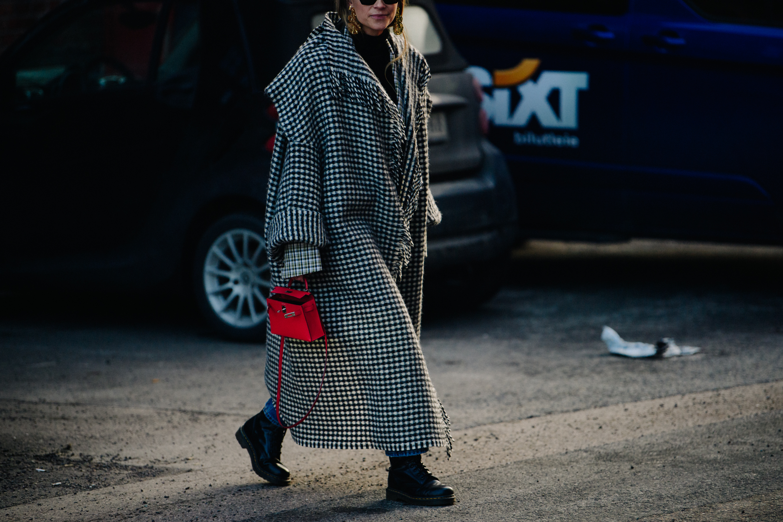 Norwegian blogger wearing thick wool coat