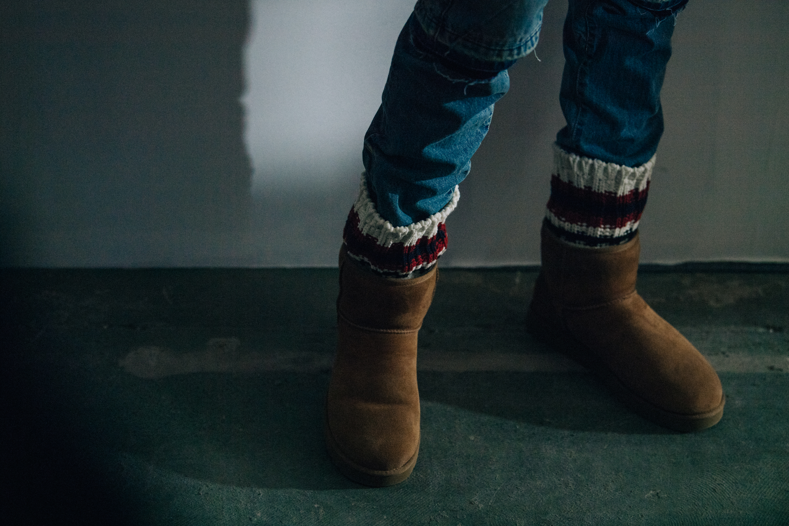 Model wearing fur Sacai boots