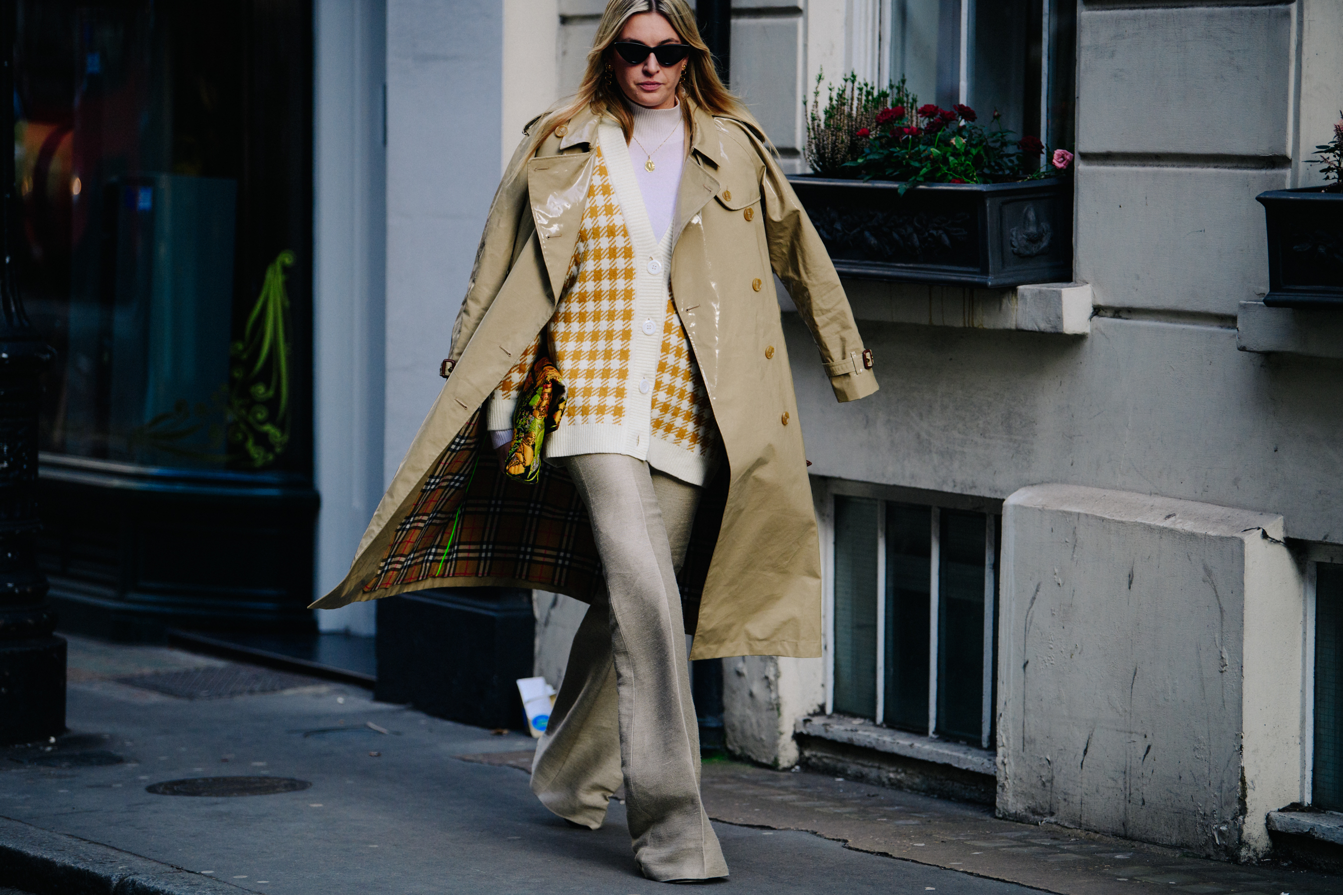 French blogger wearing tan coat
