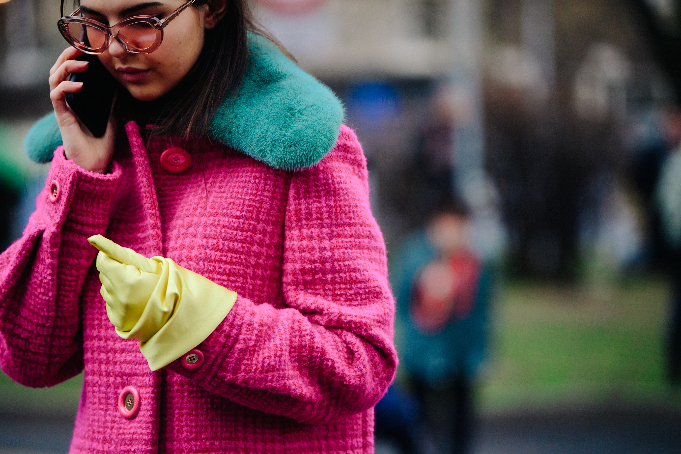 Italian blogger wearing pink and yellow
