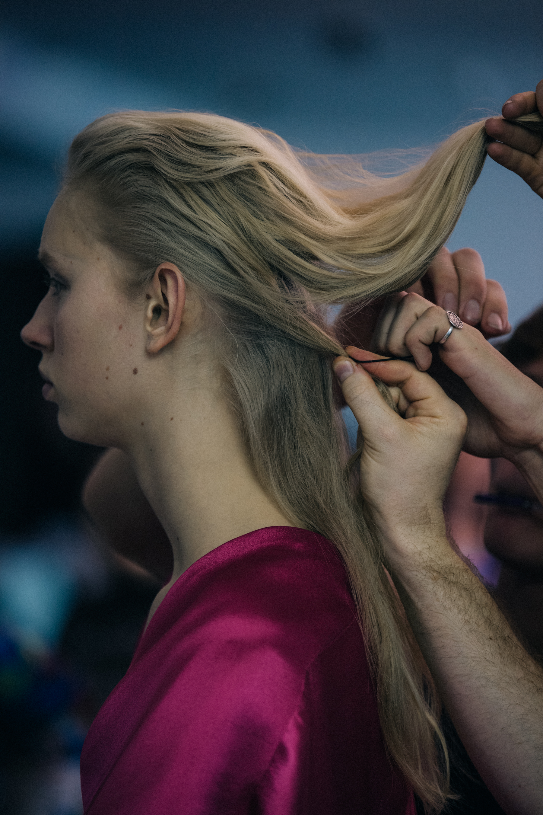 Jessie Bloemendaal backstage at Poiret