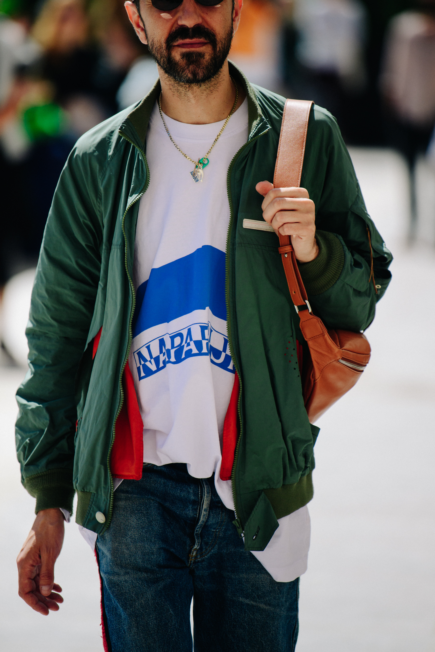 Man wearing Napapriji tee shirt