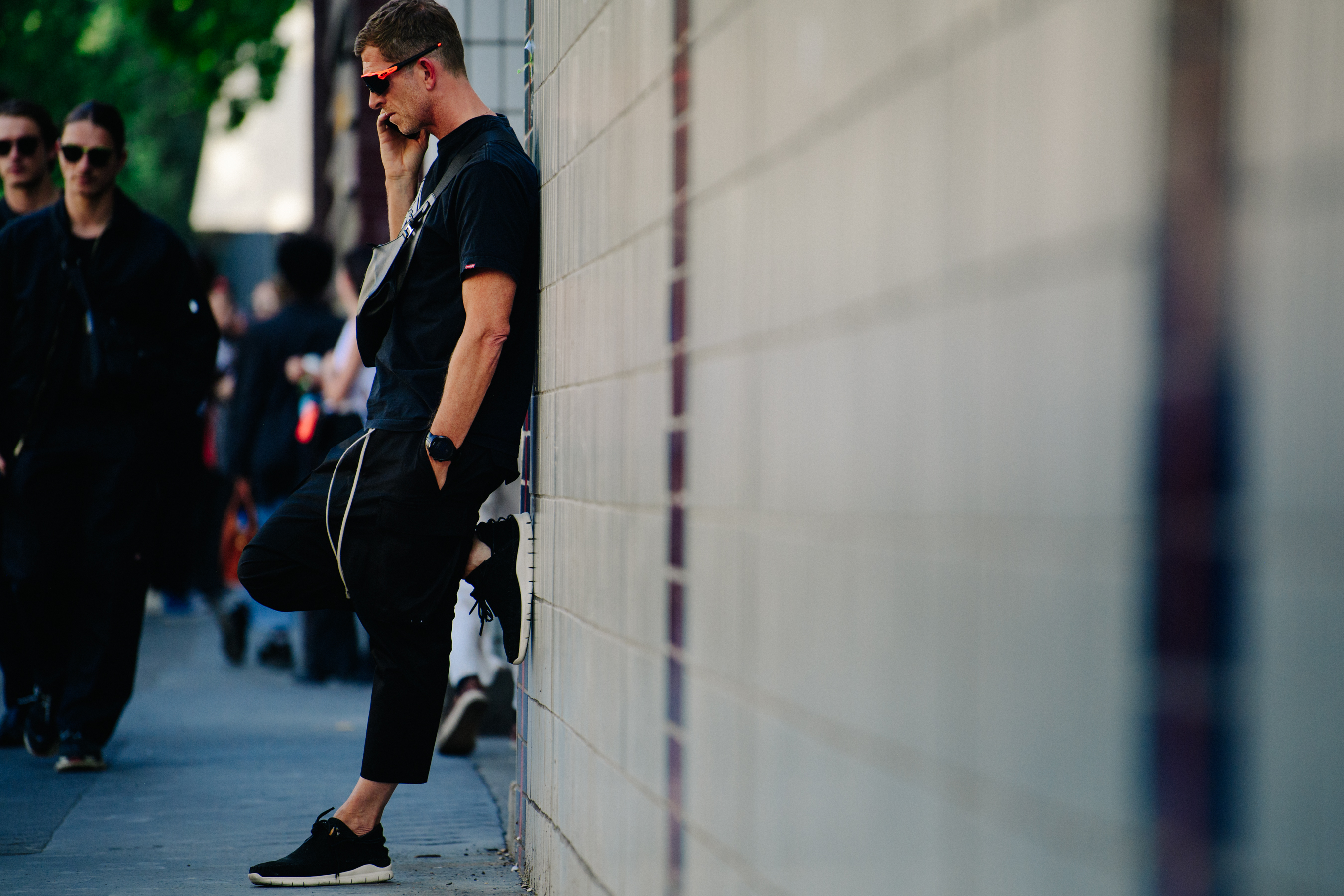 Buyer wearing all black