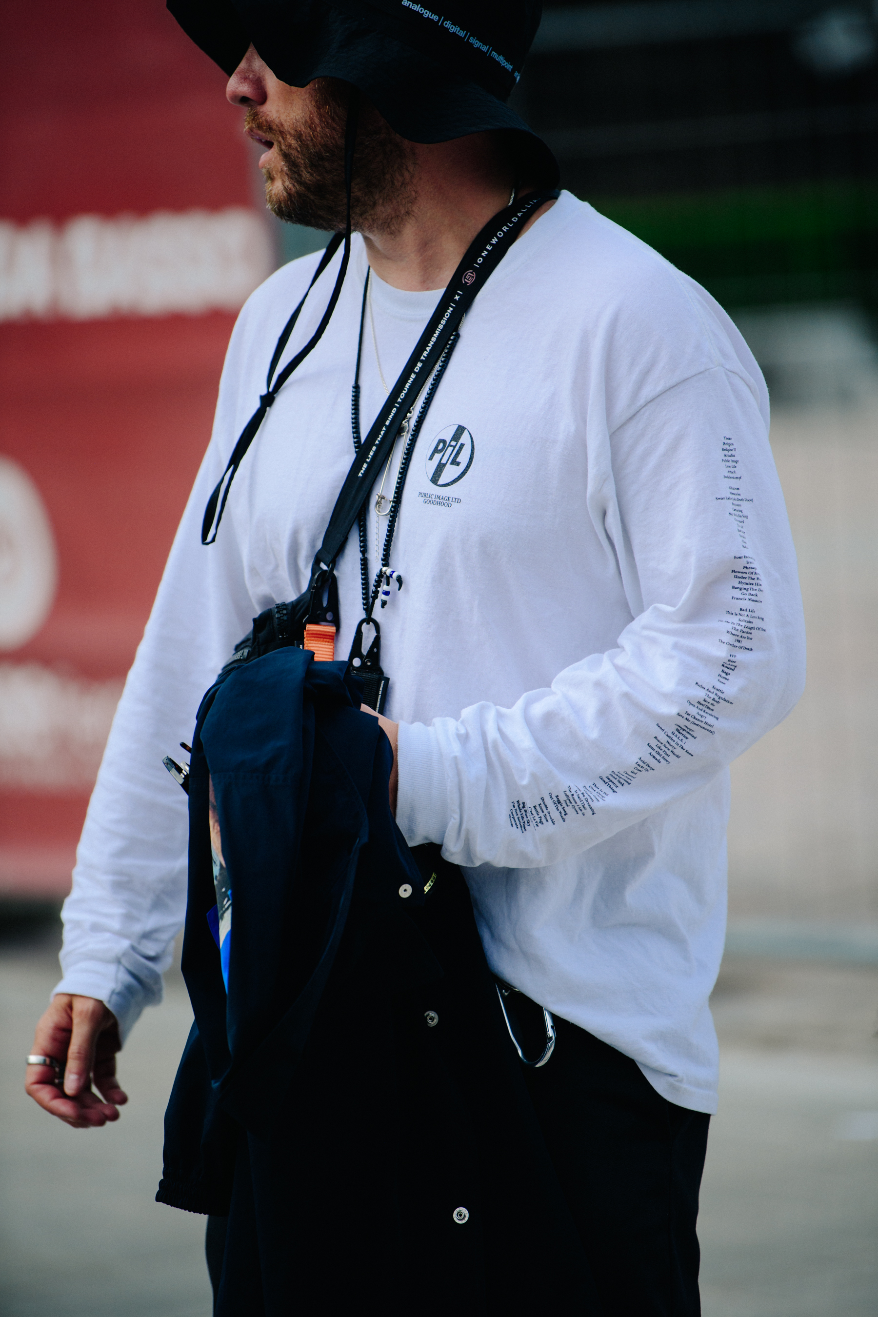 Man wearing white tee shirt