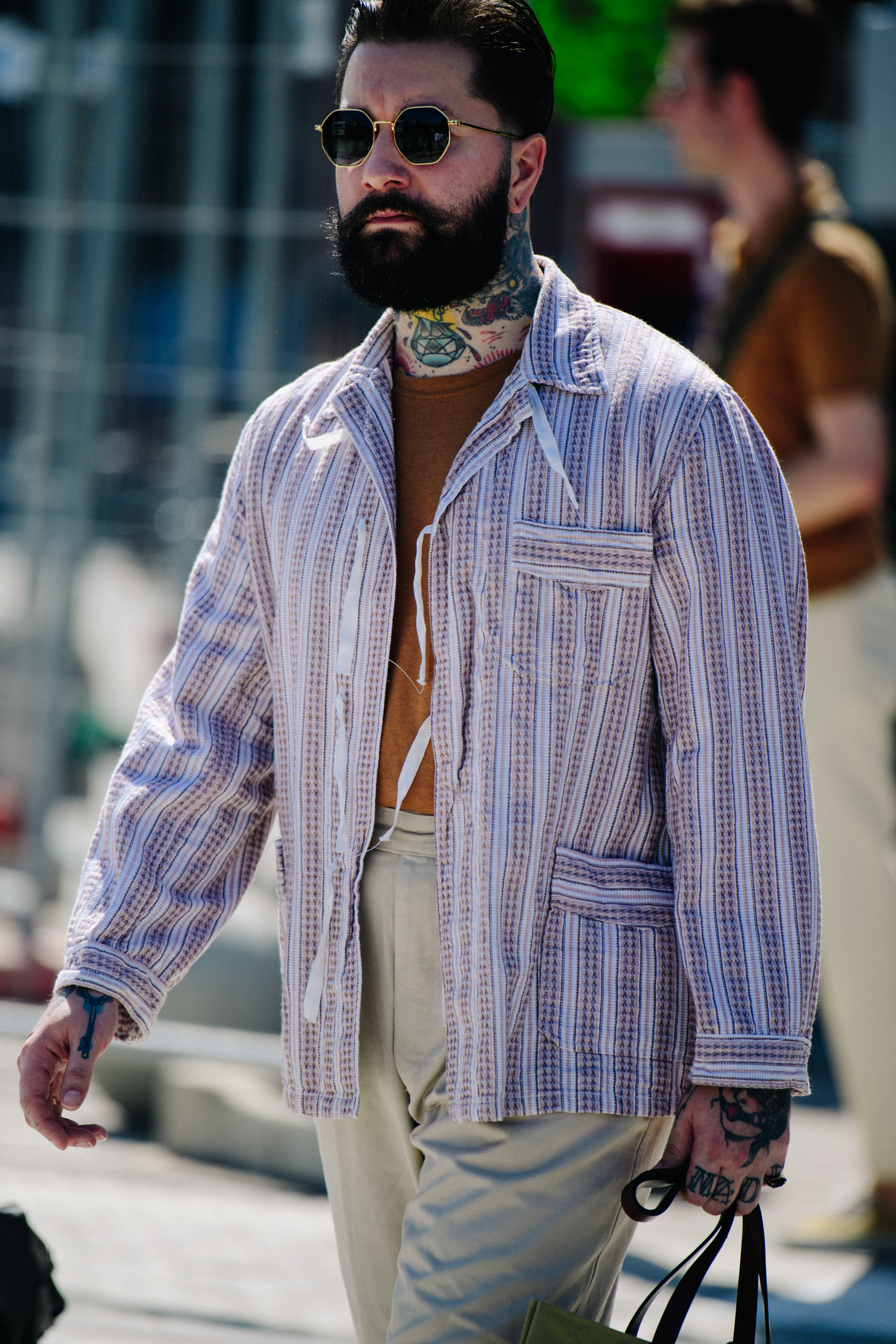 Man wearing linen shirt