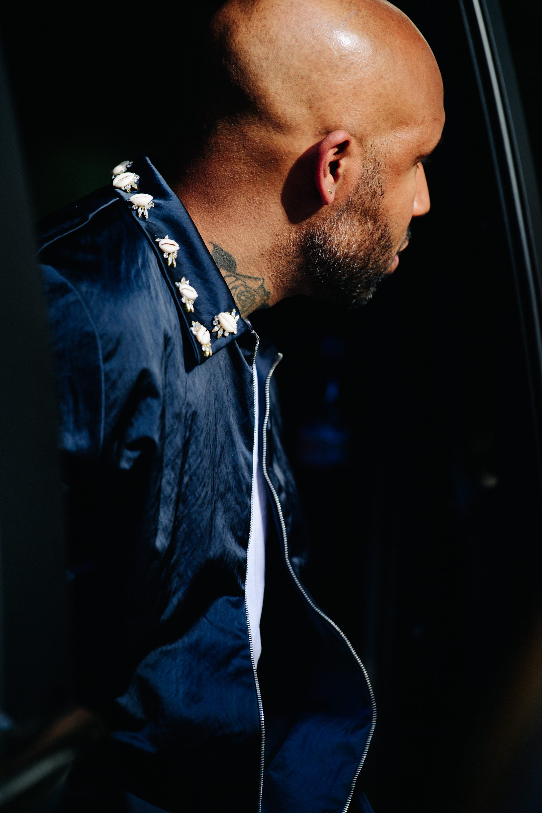 Man wearing blue shirt