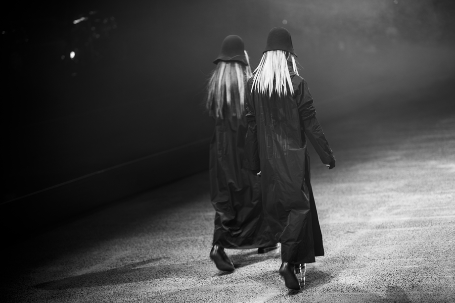 Models walking the Nom*d runway