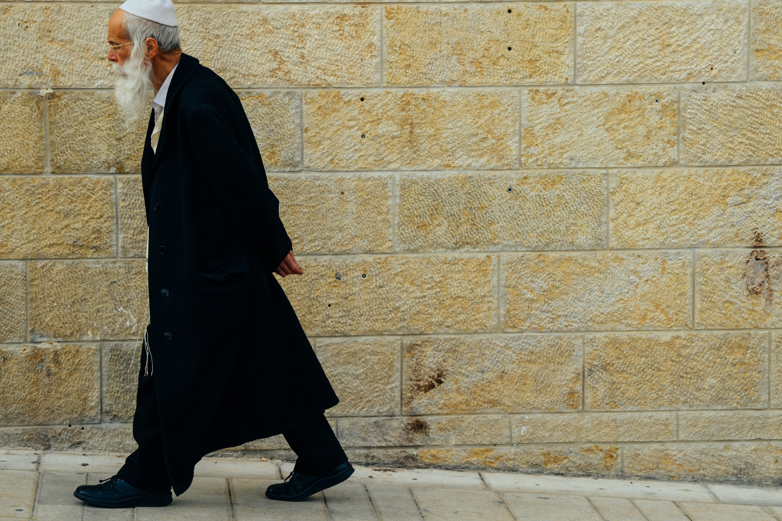 Old Jewish man in Jerusalem