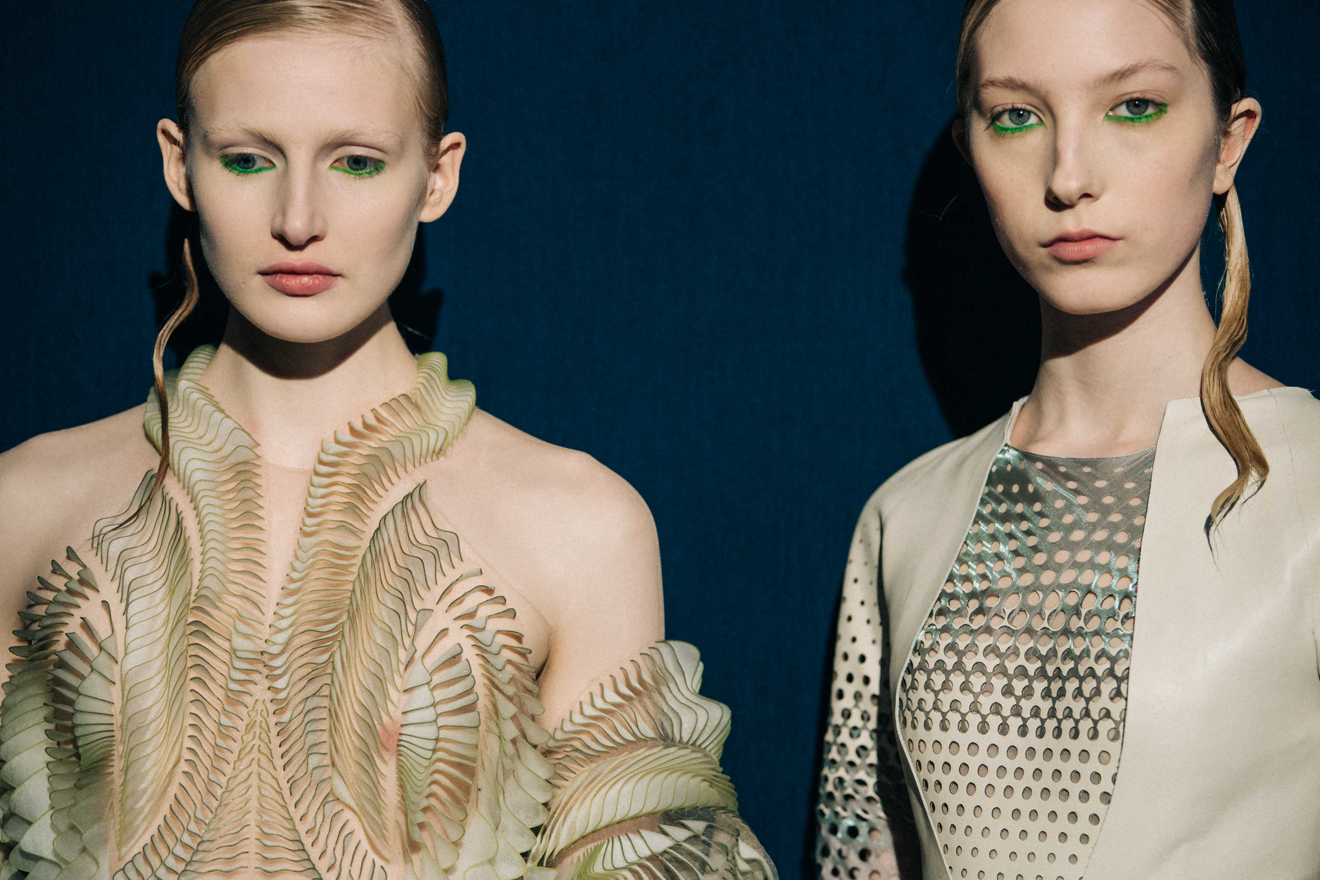 Leah Rodl and Sasha Komarova backstage at Iris van Herpen