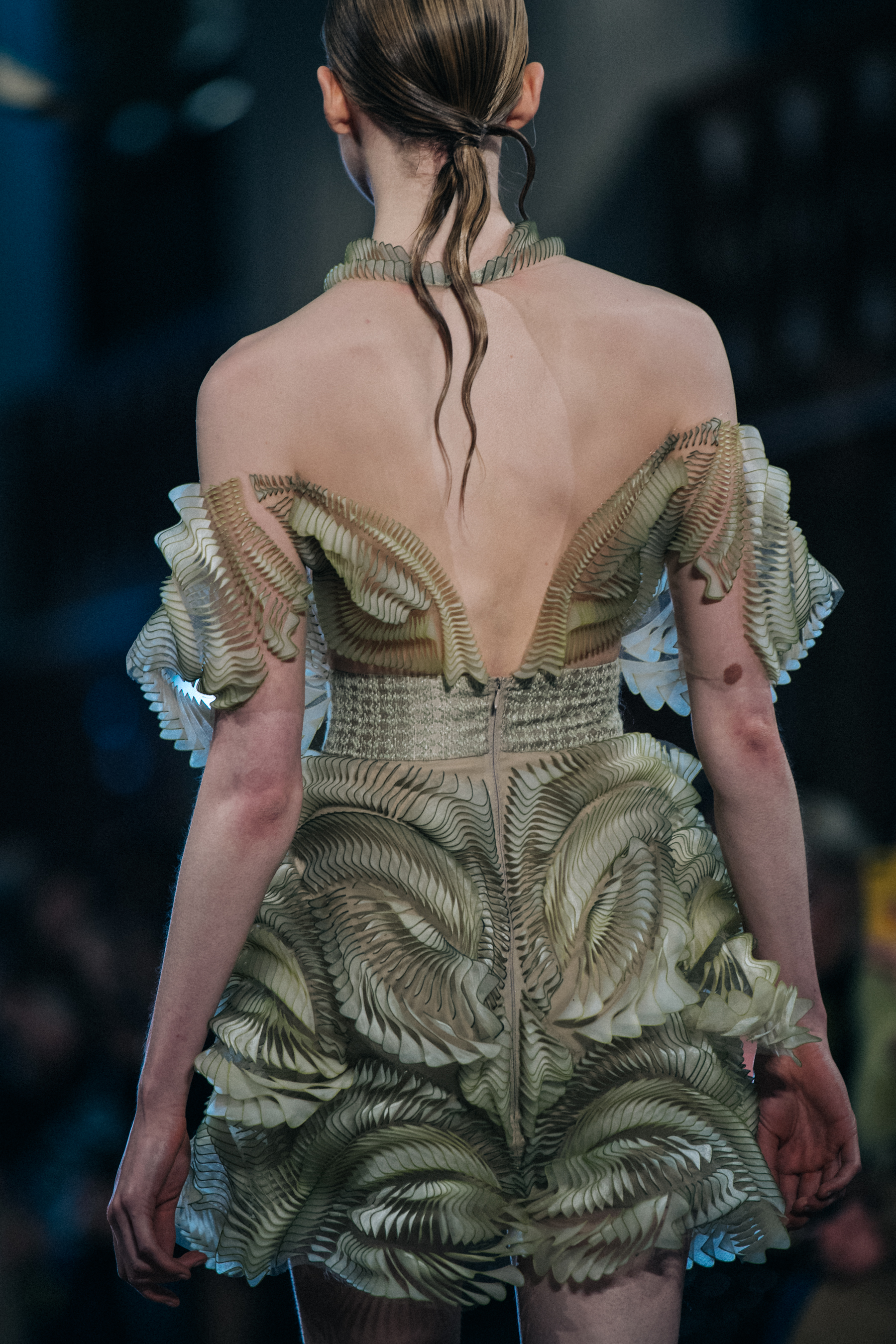 Leah Rodl backstage at Iris van Herpen