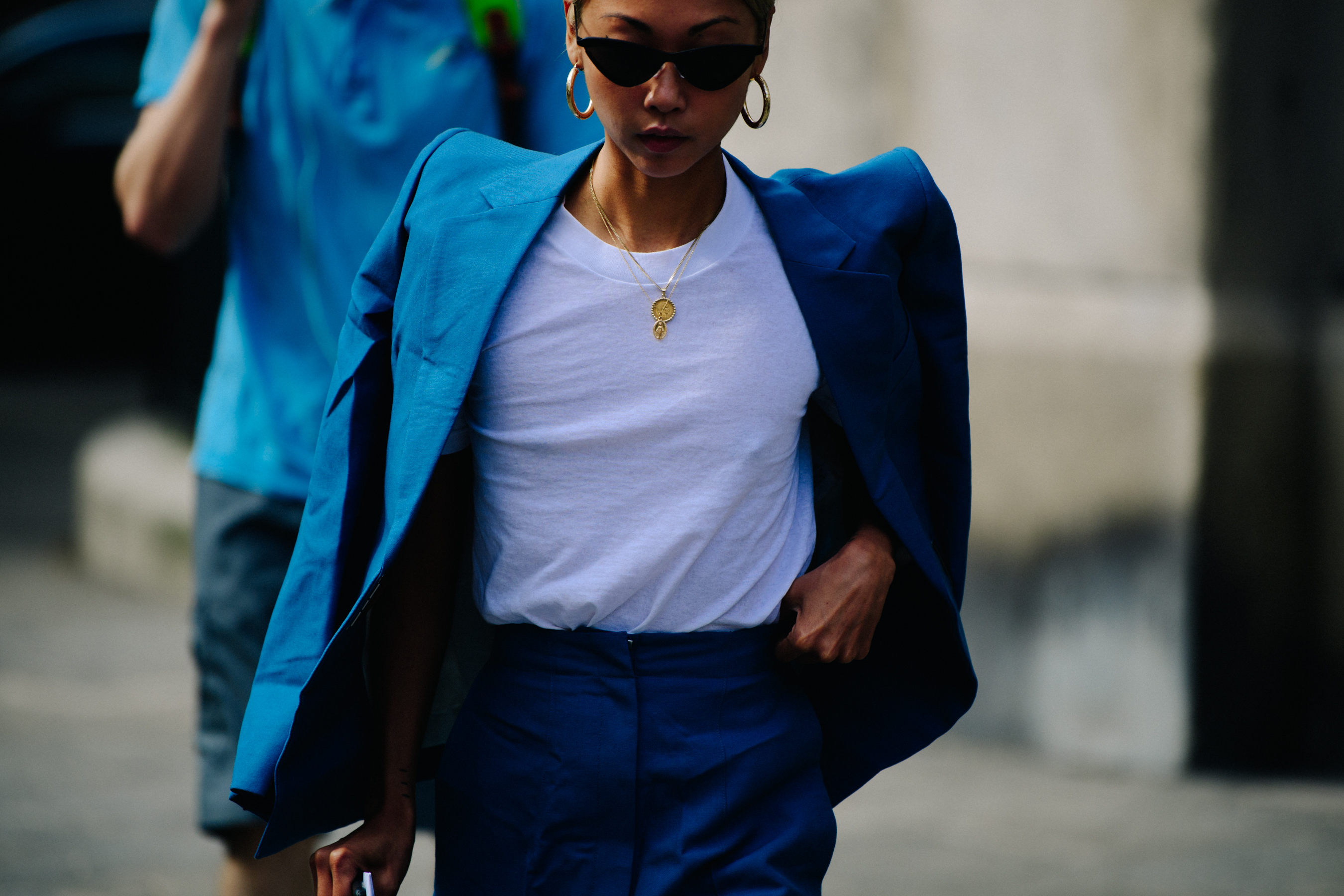 Blogger wearing blue suit