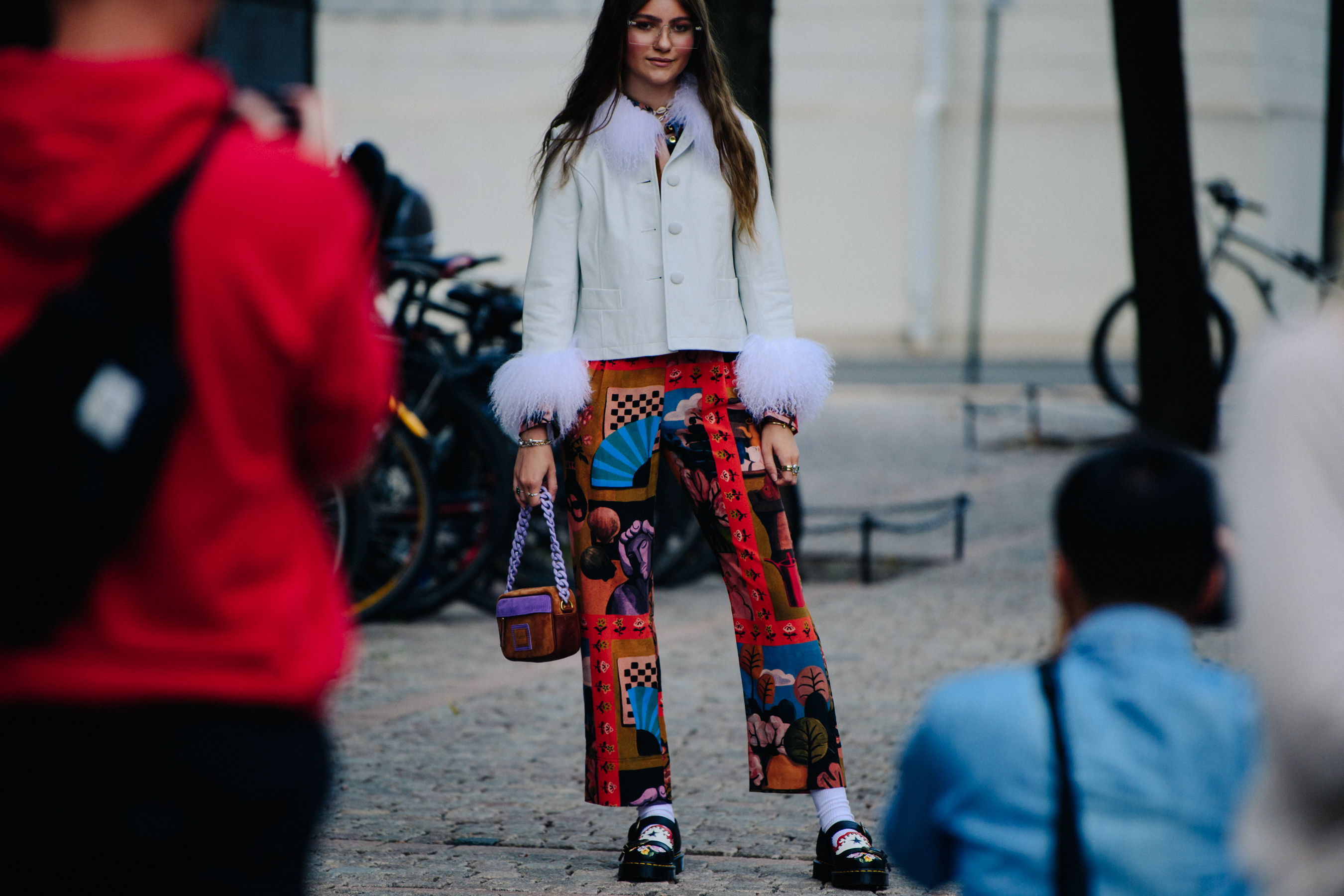 Woman wearing pattern pants