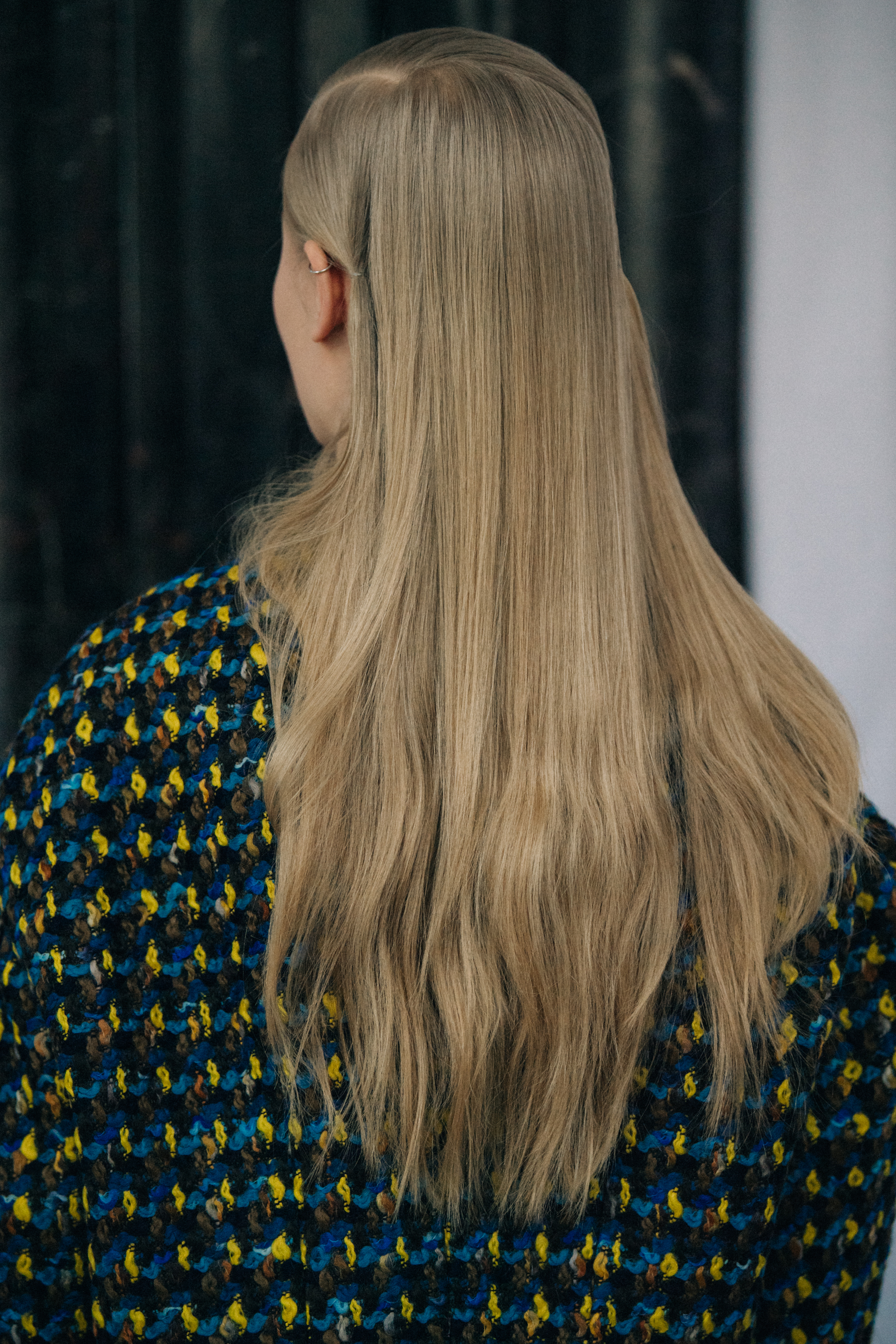 Model with long blonde hair at Delpozo