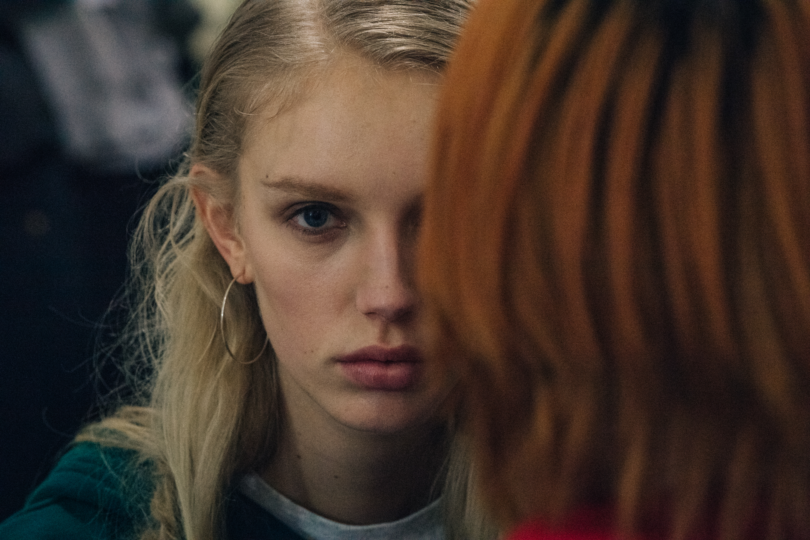 Jessie Bloemendaal backstage at Olivier Theyskens