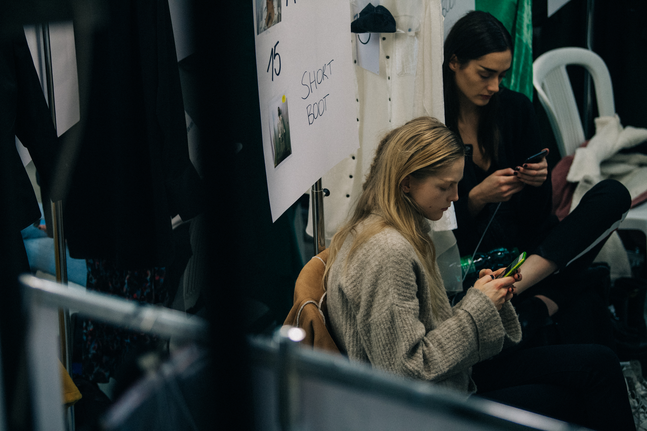 Kirin Dejonckheere backstage at Olivier Theyskens