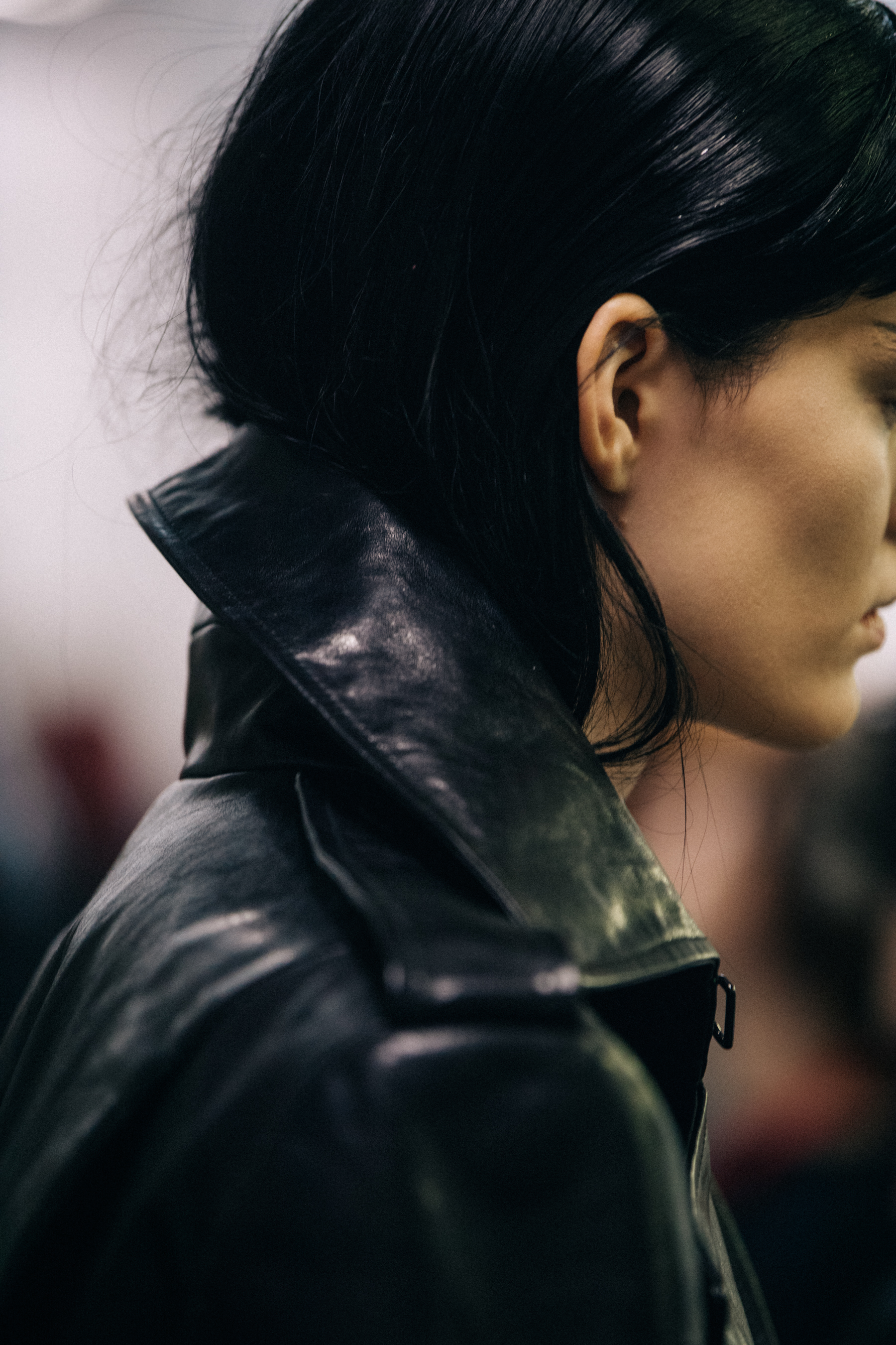 Hannah Elyse backstage at Olivier Theyskens