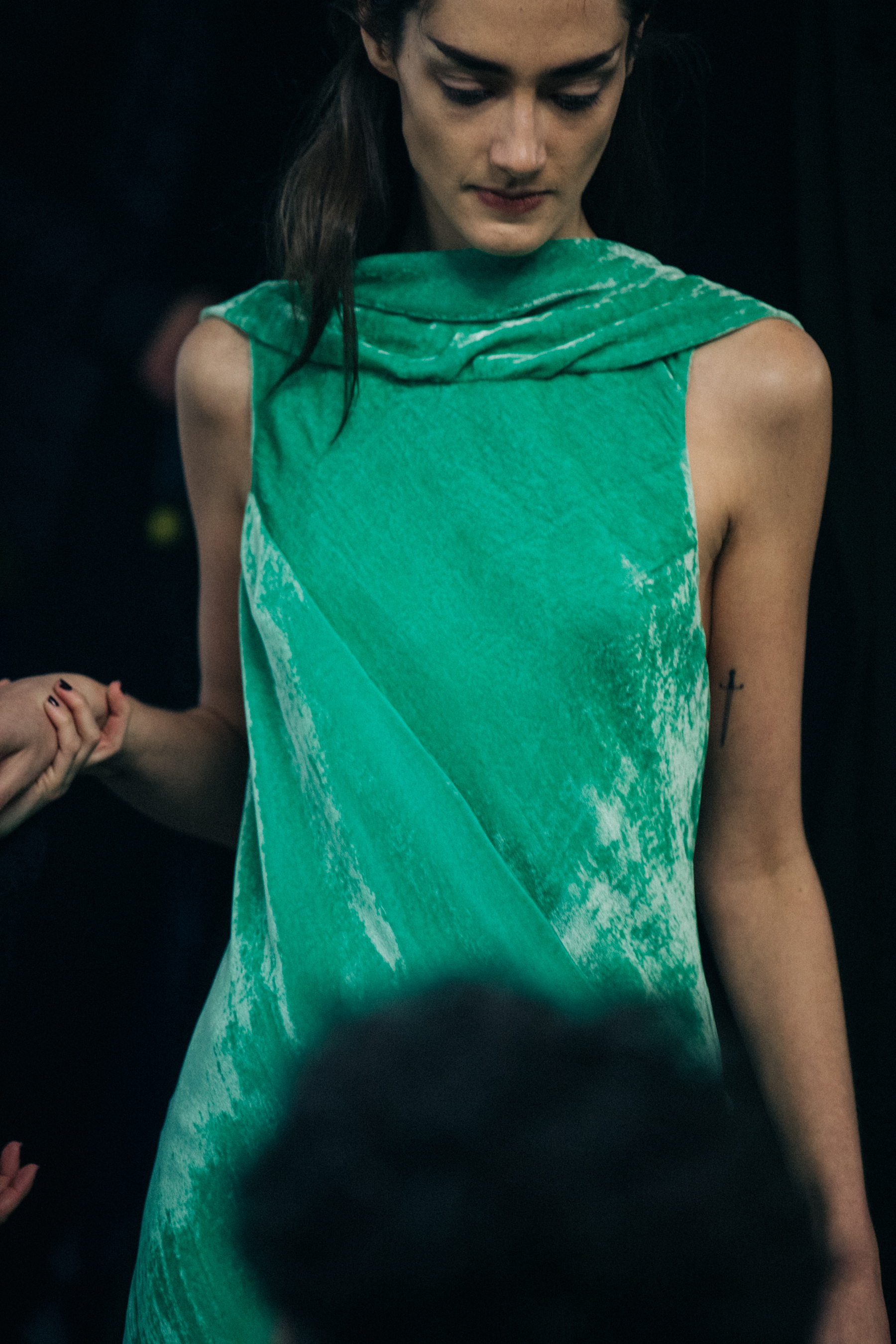 Amanda Googe backstage at Olivier Theyskens