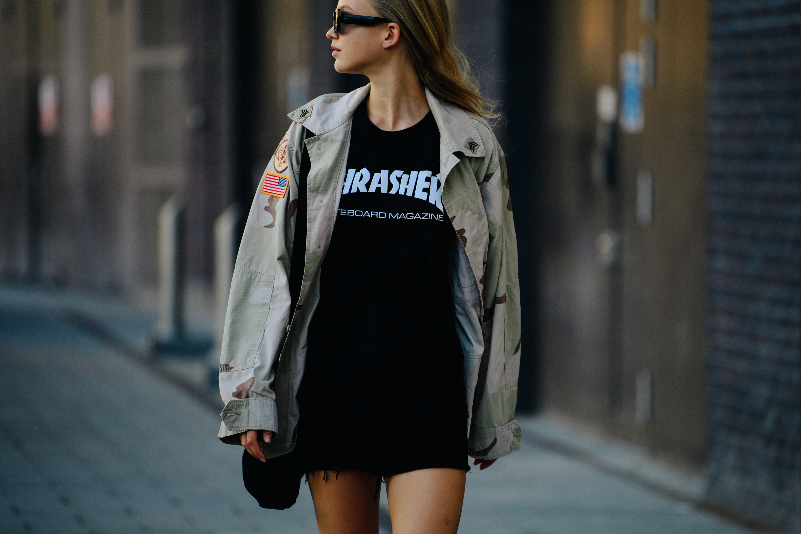 Model wearing Army shirt
