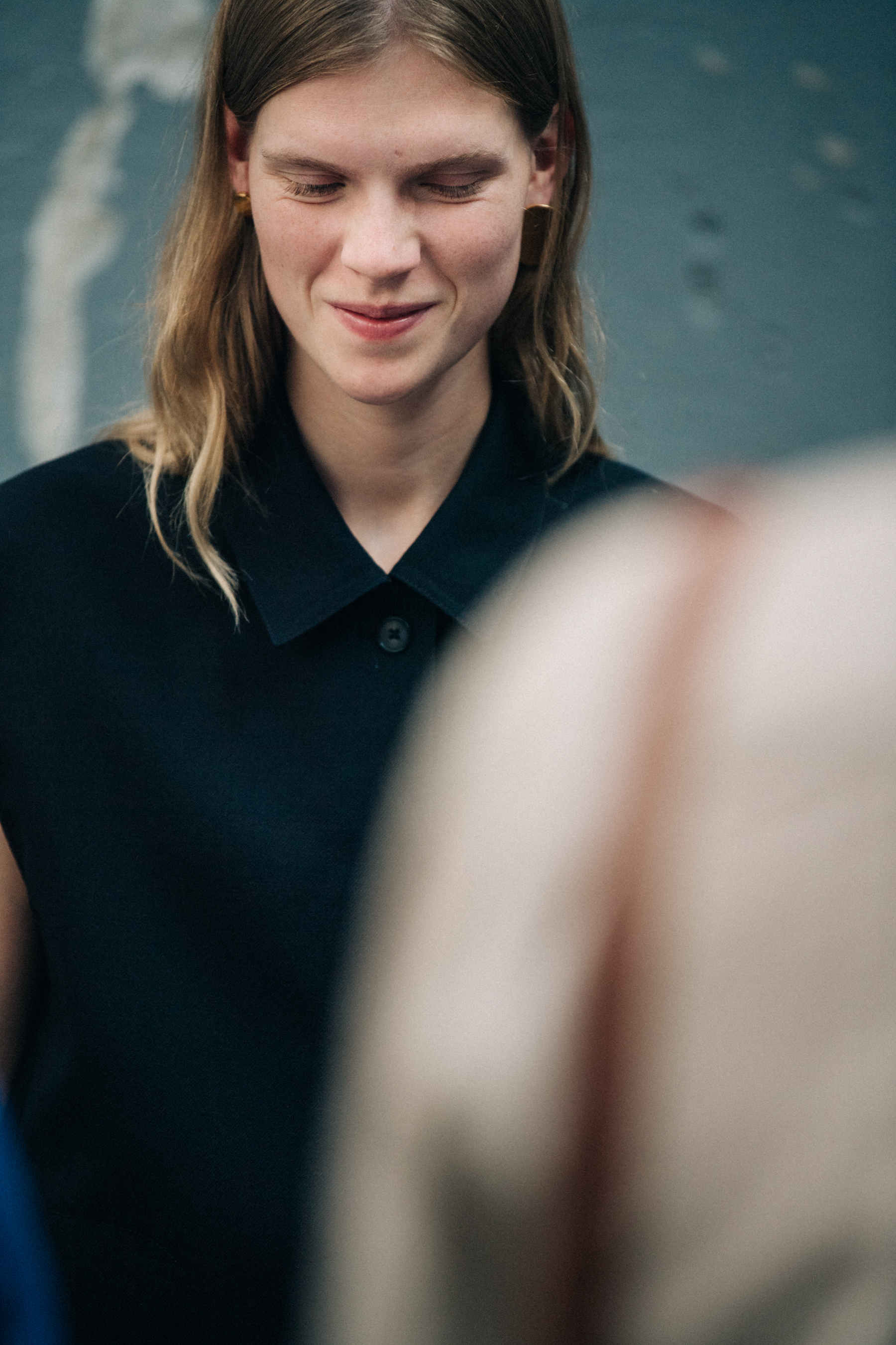Sara Eirud backstage at Jil Sander