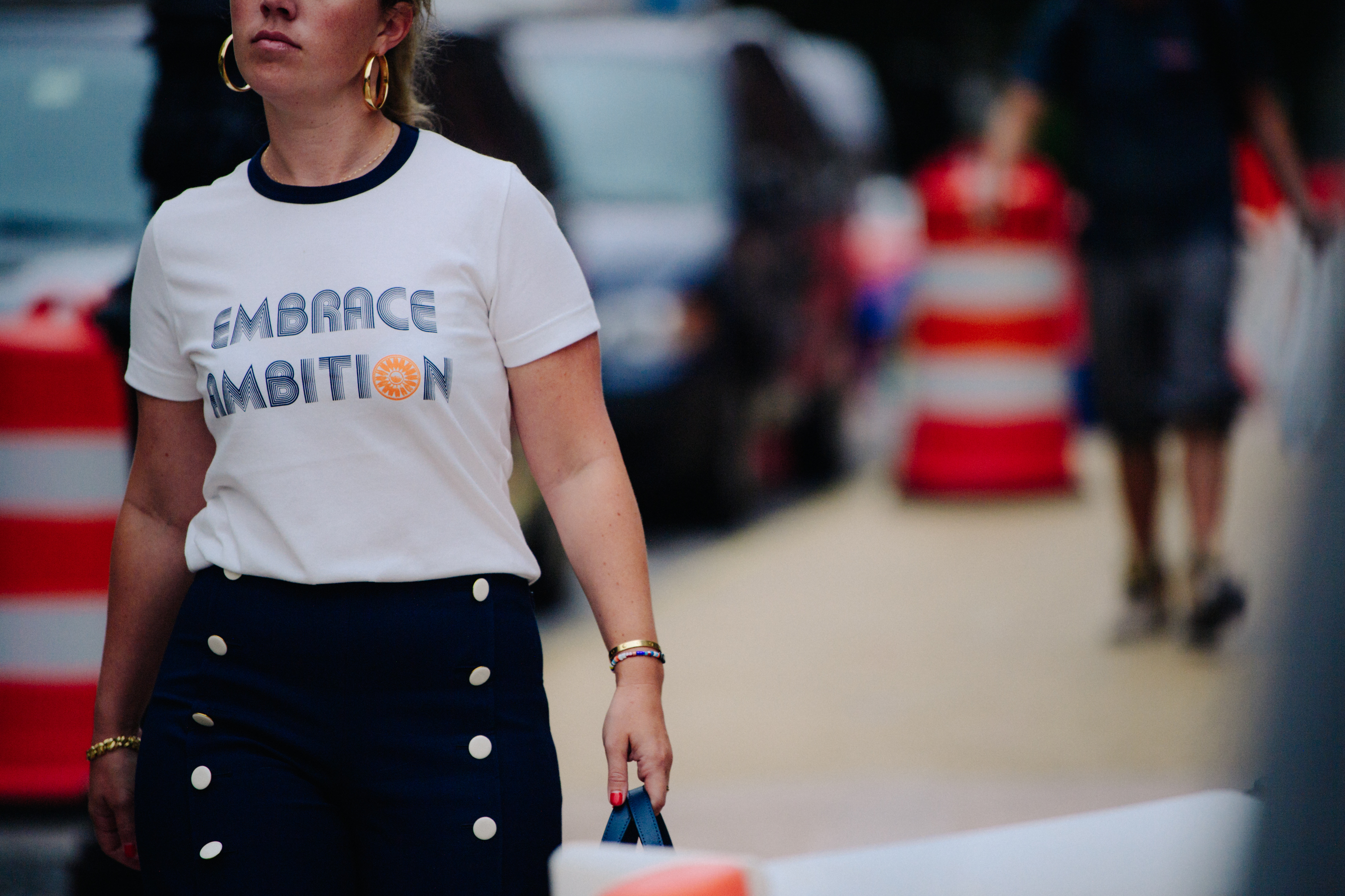 Woman wearing white tee shirt