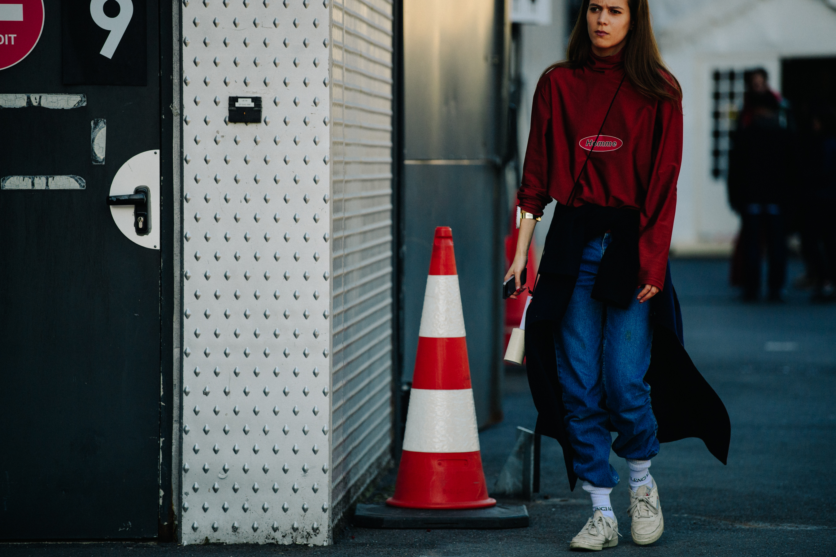 Woman wearing red tee shirt