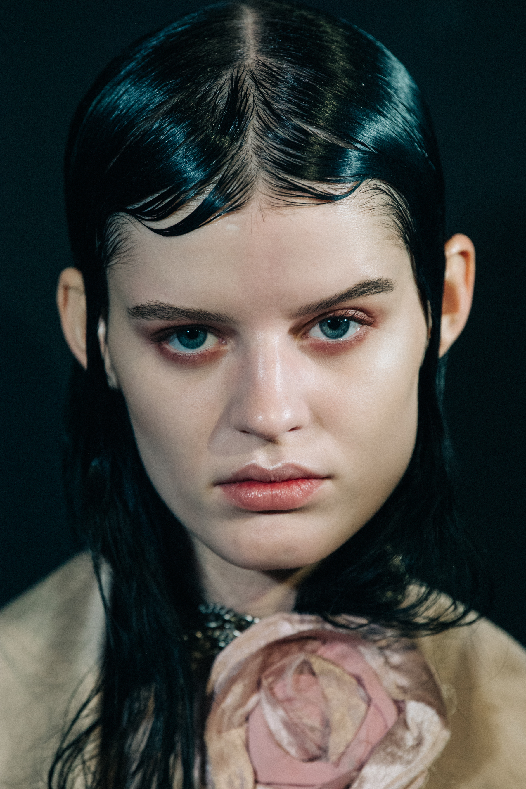 Hannah Elyse backstage at Ann Demeulemeester