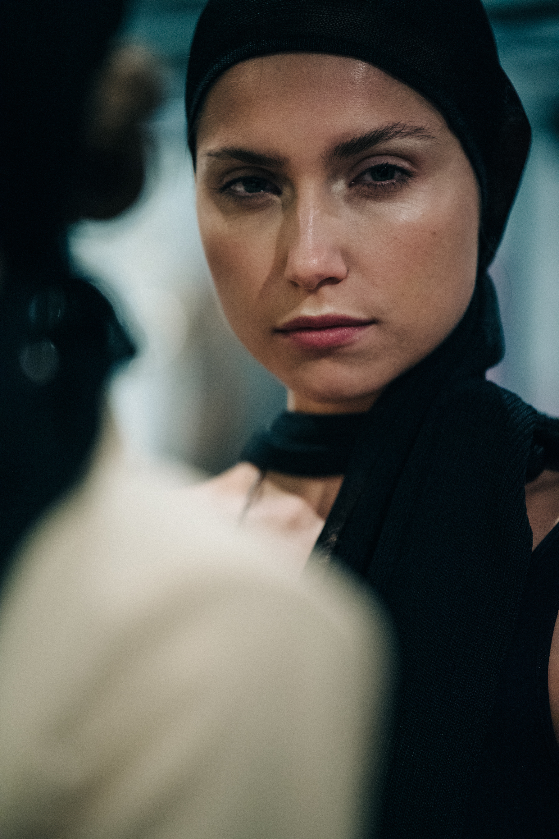 Model wearing Bevza headscarf