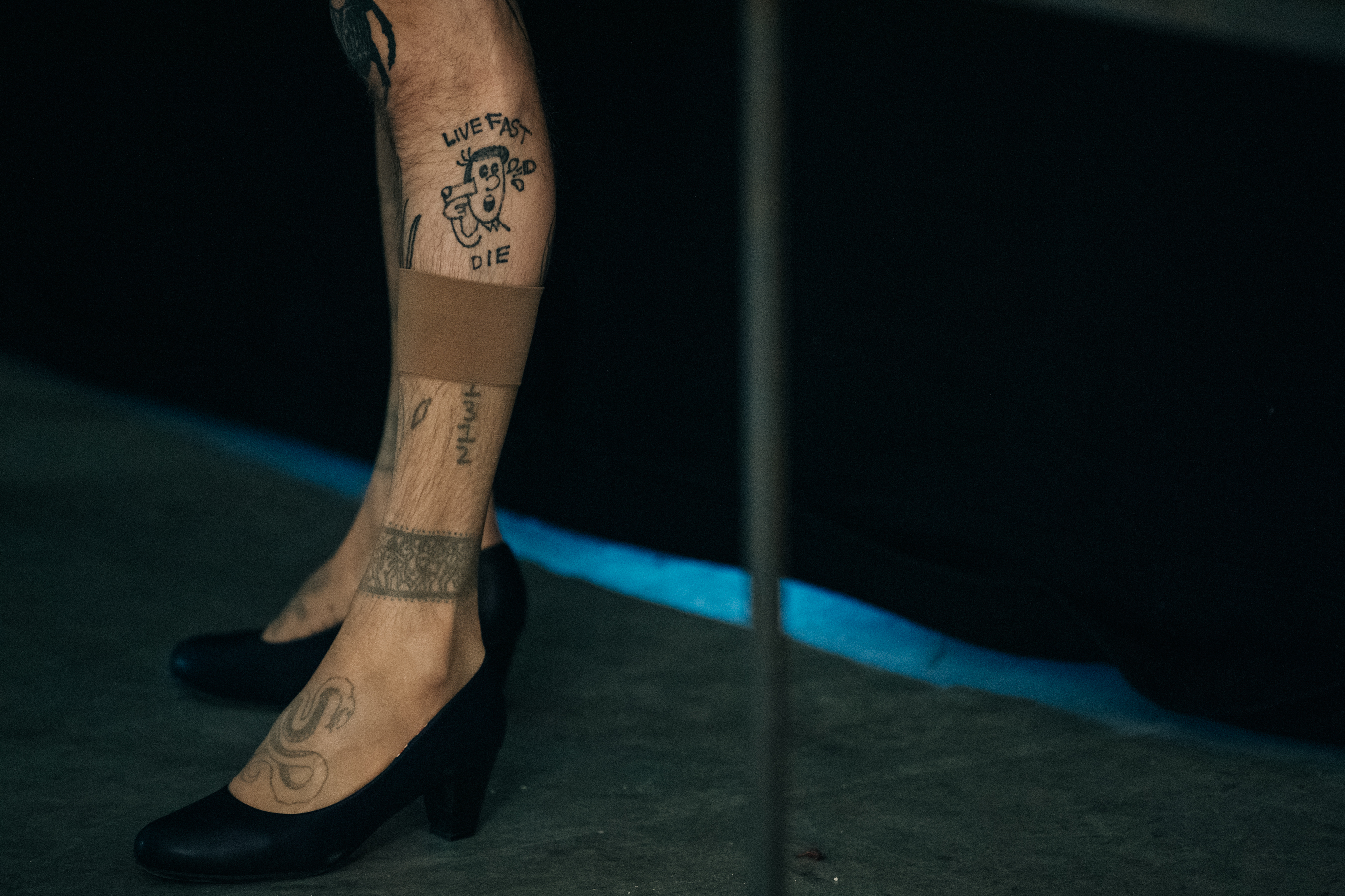 Model wearing short skirt at Han Kjøbenhavn