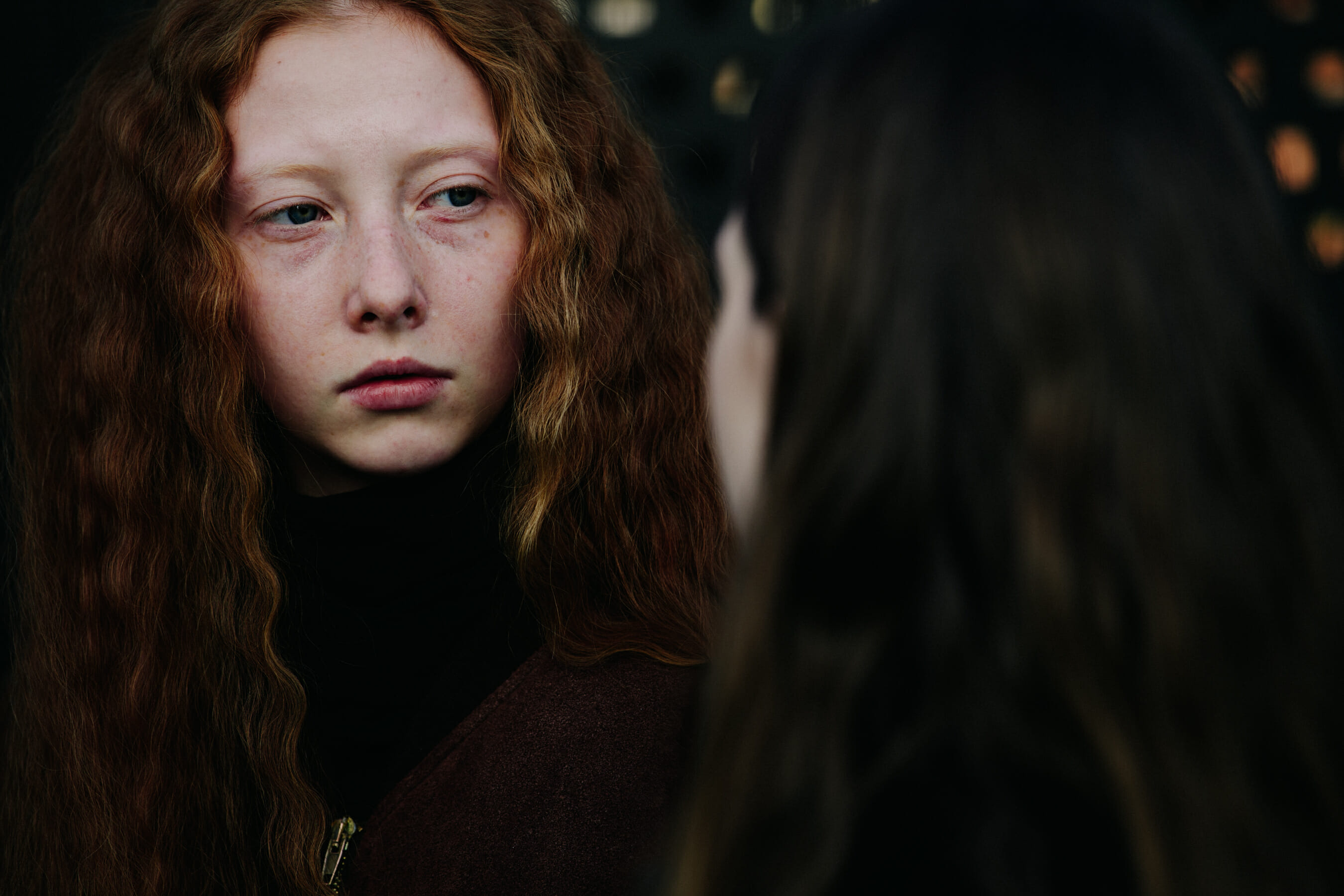 Model with red wavy hair