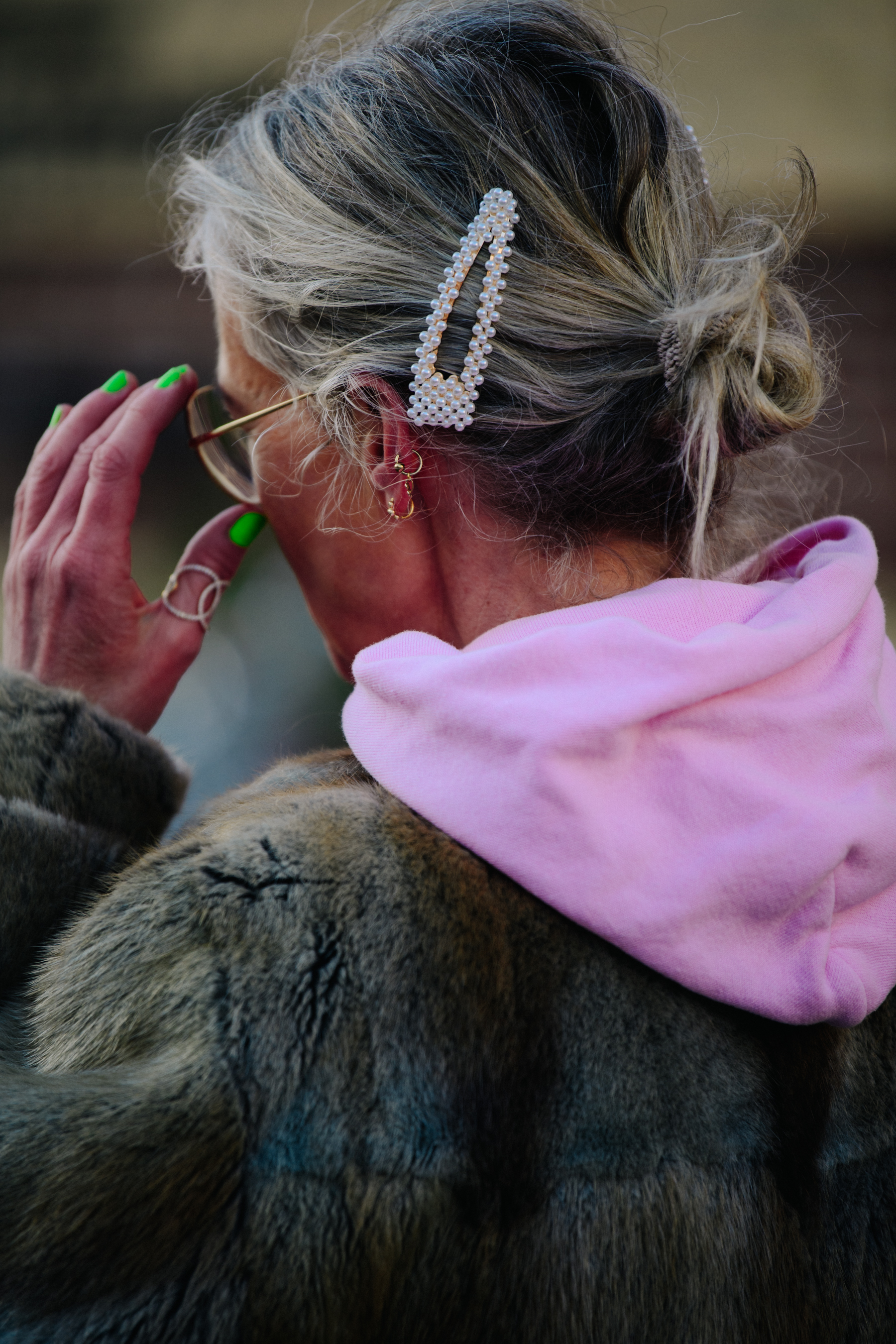 Woman wearing pink hoody