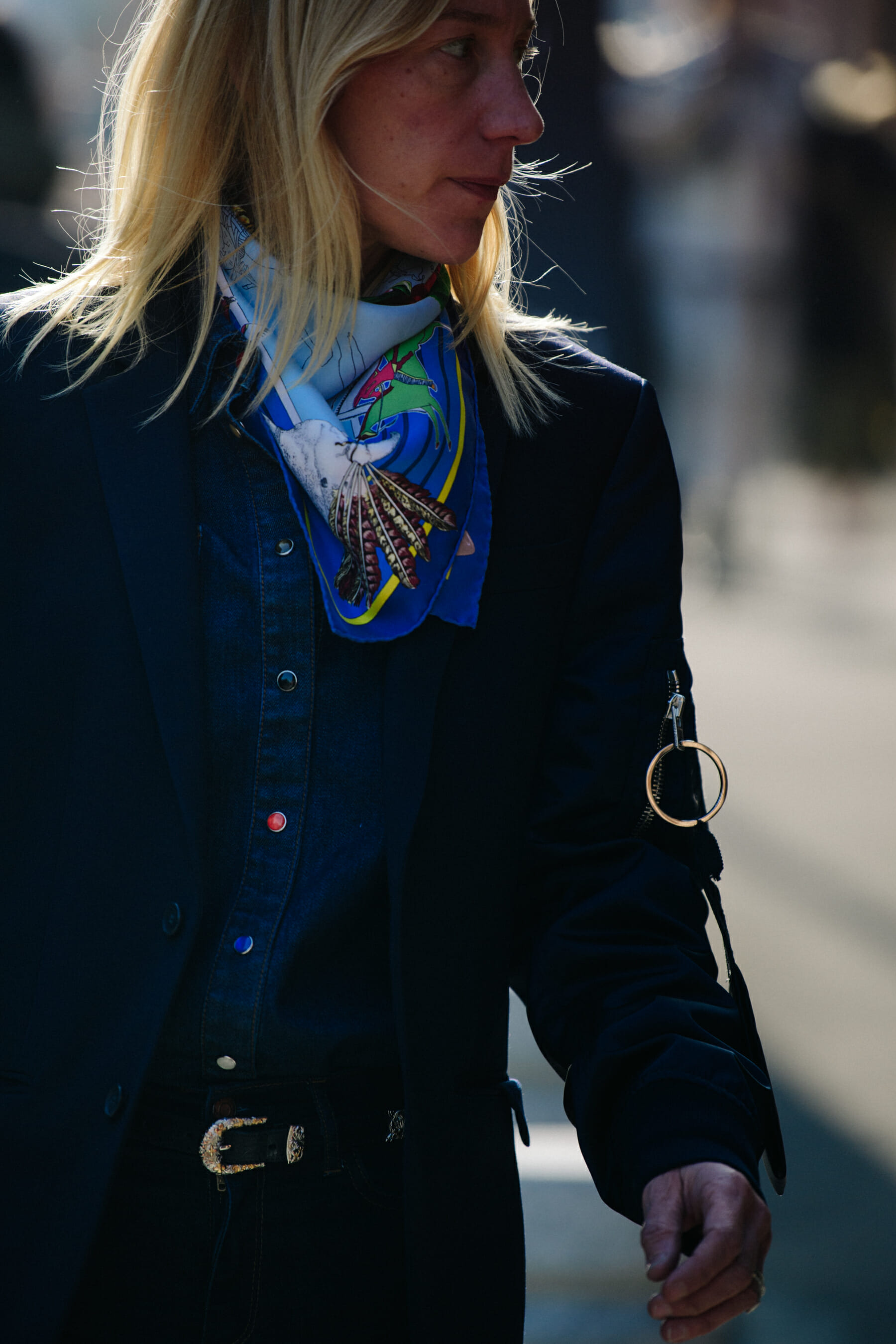 Woman wearing pattern bandana