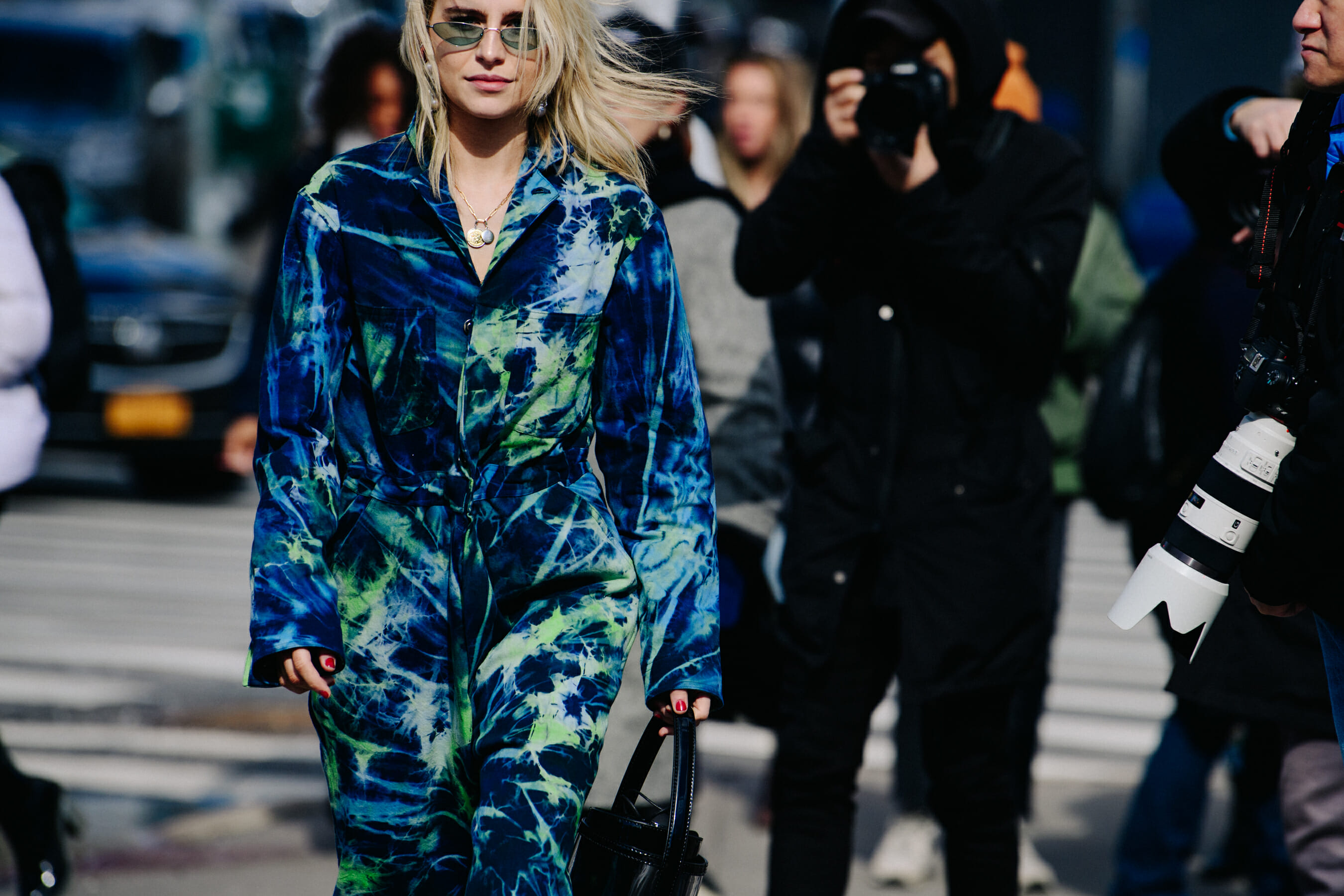 Blogger wearing pattern denim