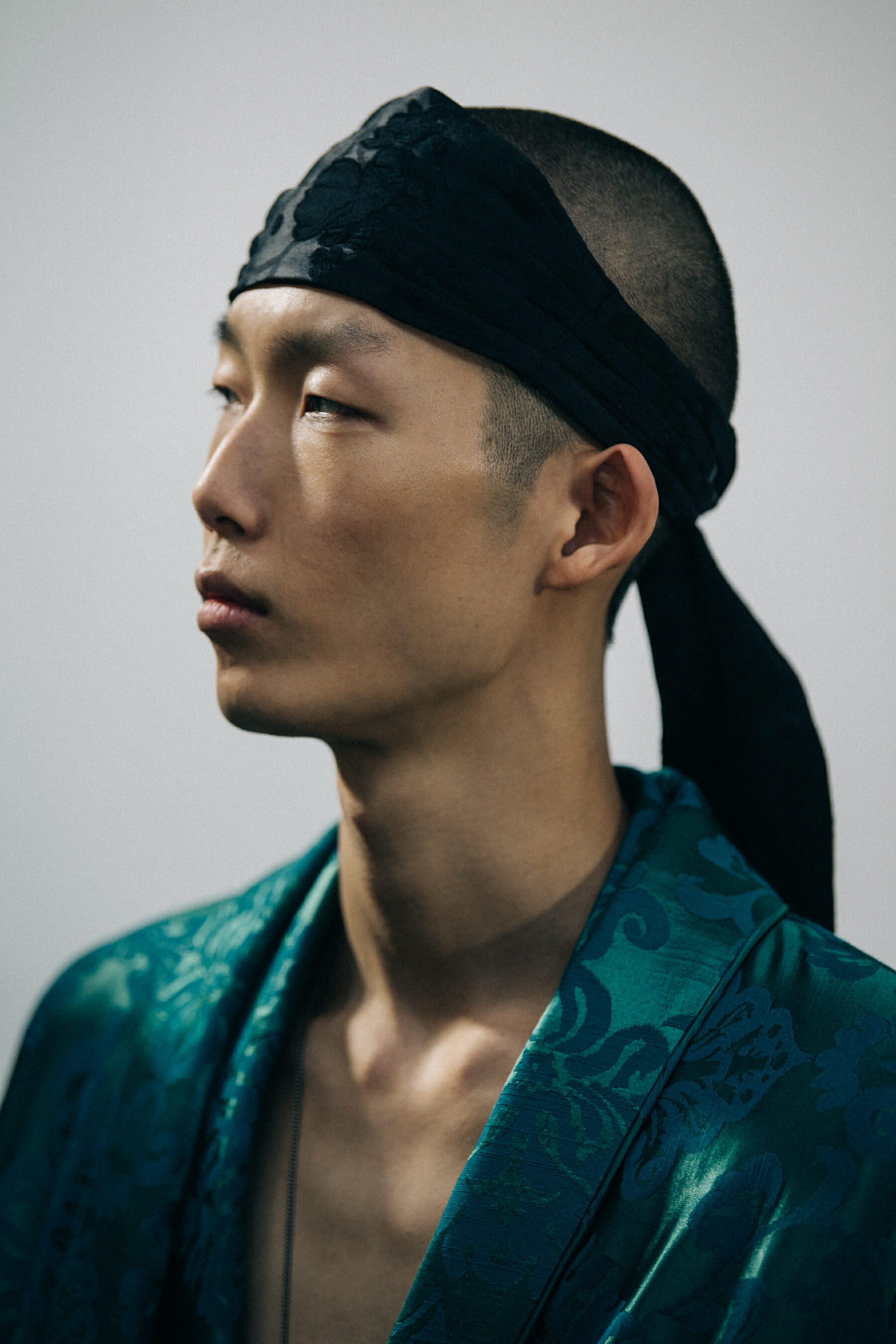 Su Min Kim backstage at Ann Demeulemeester