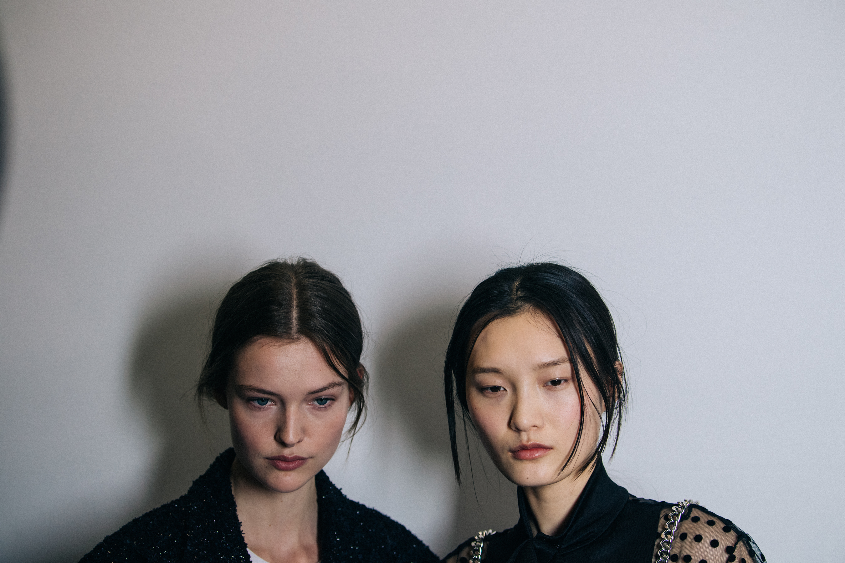 Chunjie Liu backsatge at Balmain