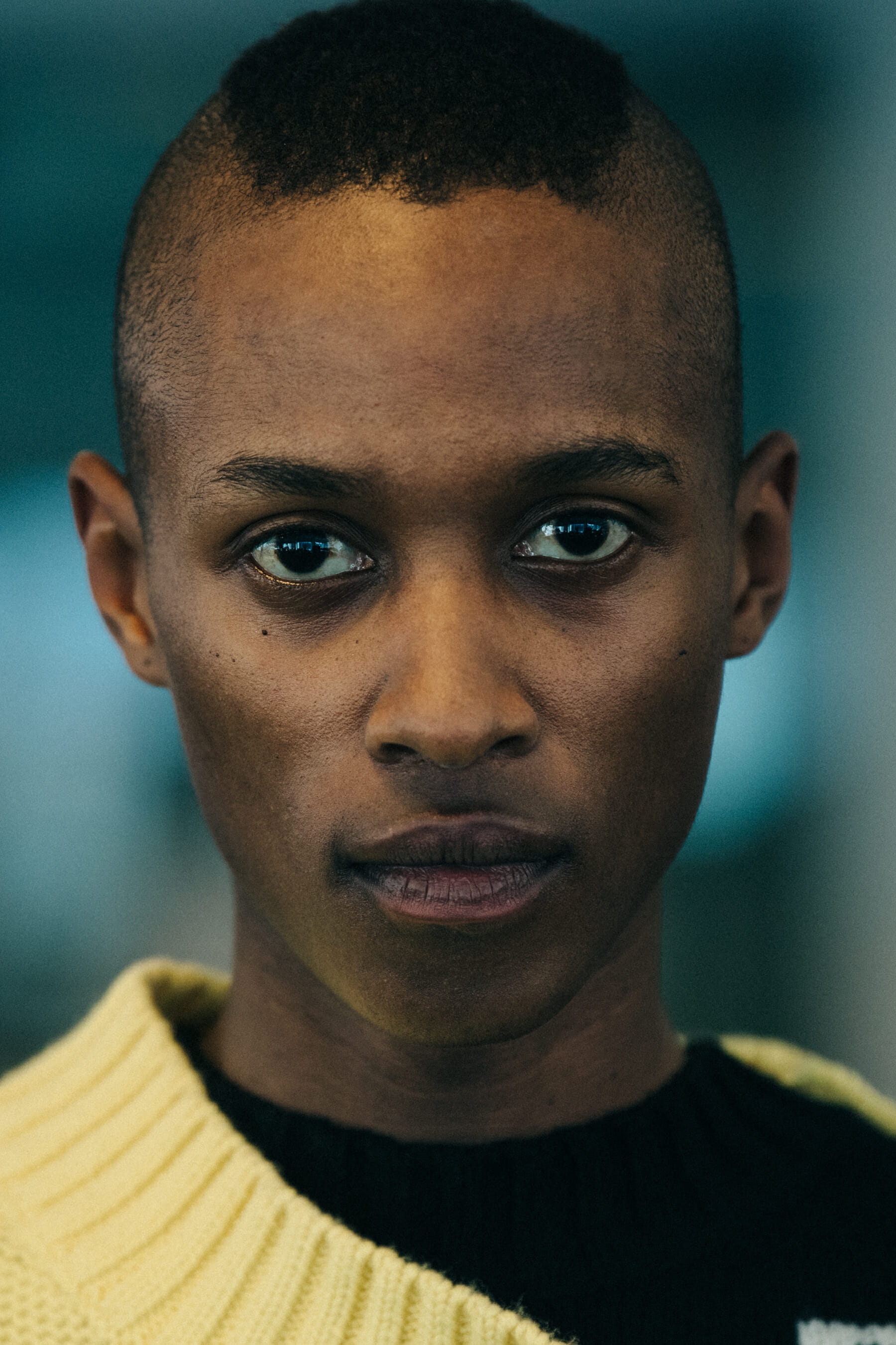 Shami Ezra backstage at J.Lindeberg