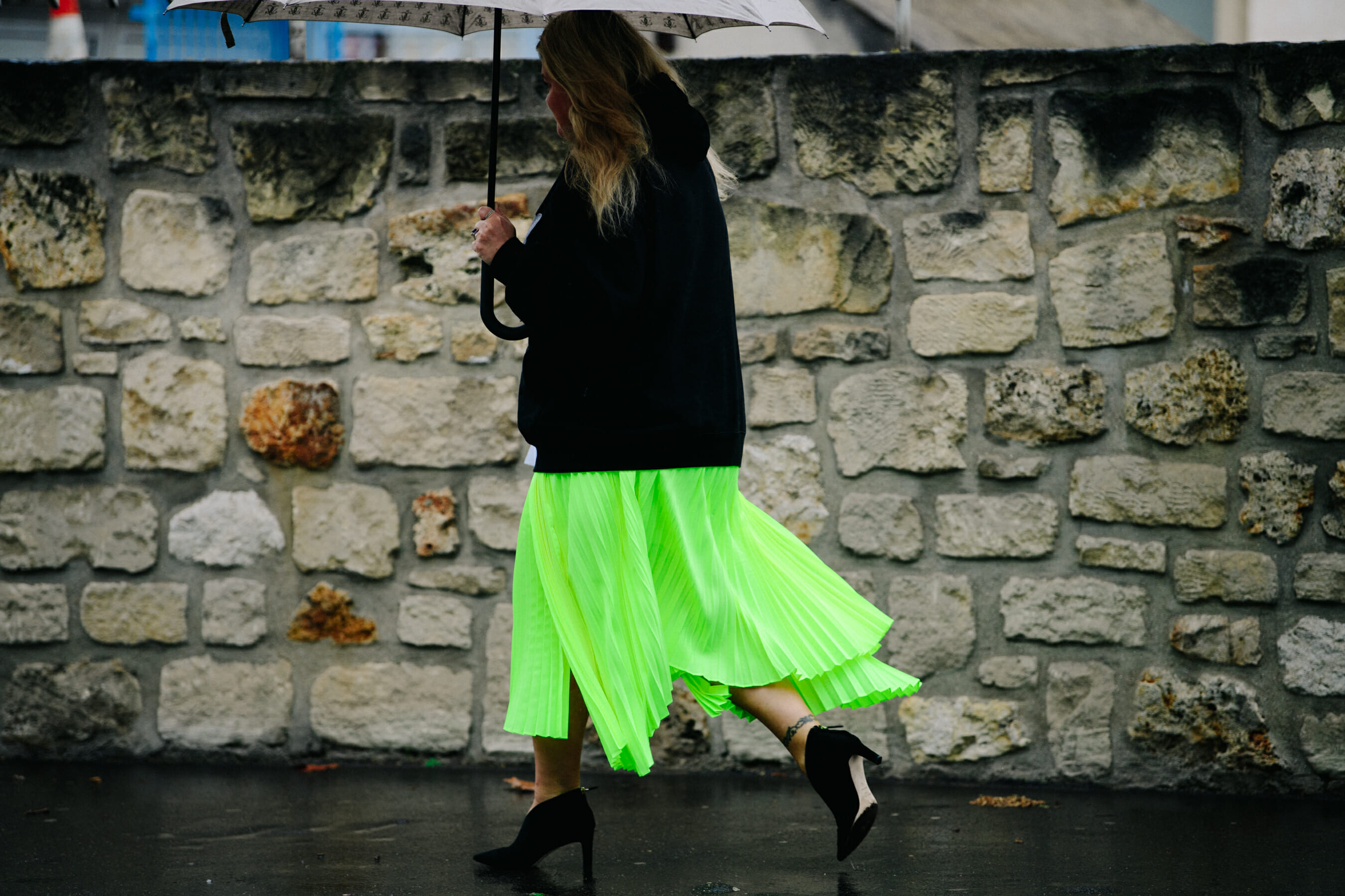 Woman wearing green skirt