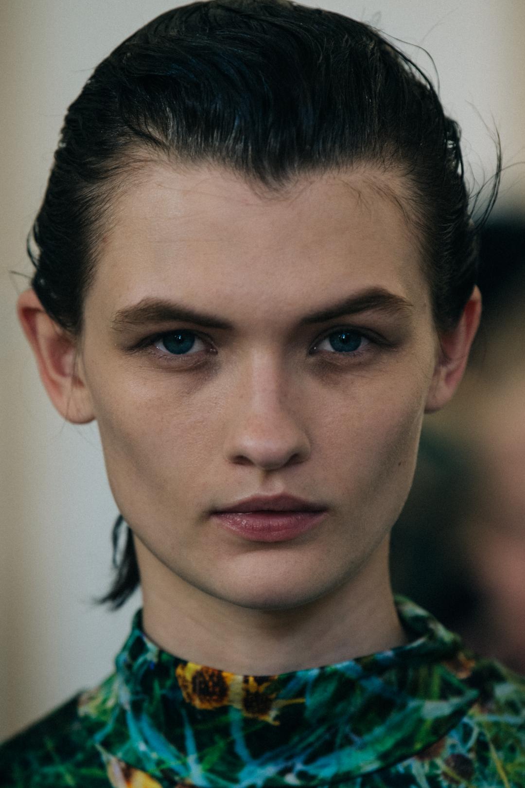Lara Mullen backstage at S.R. STUDIO LA.CA.