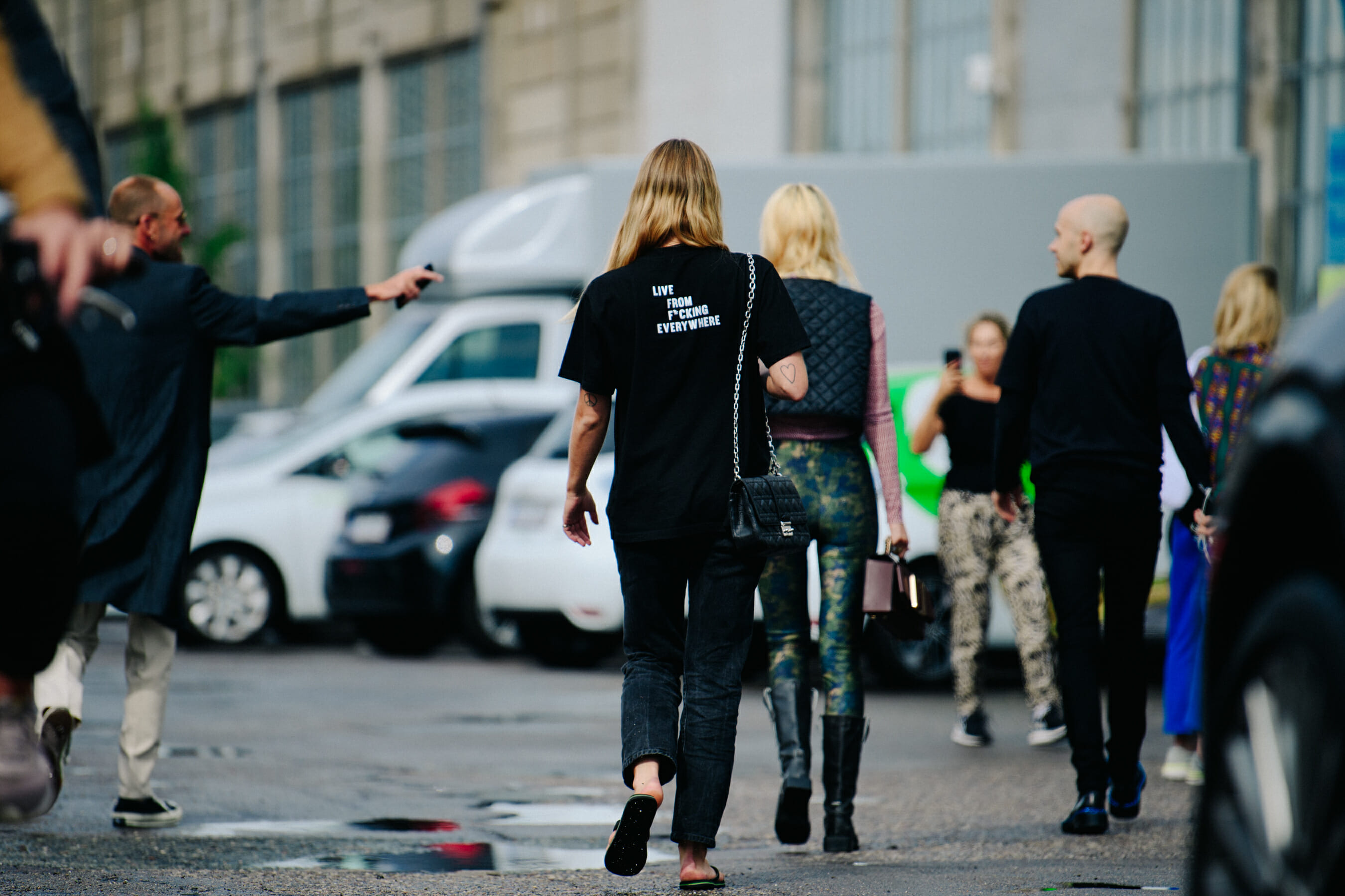 Woman wearing black tee shirt