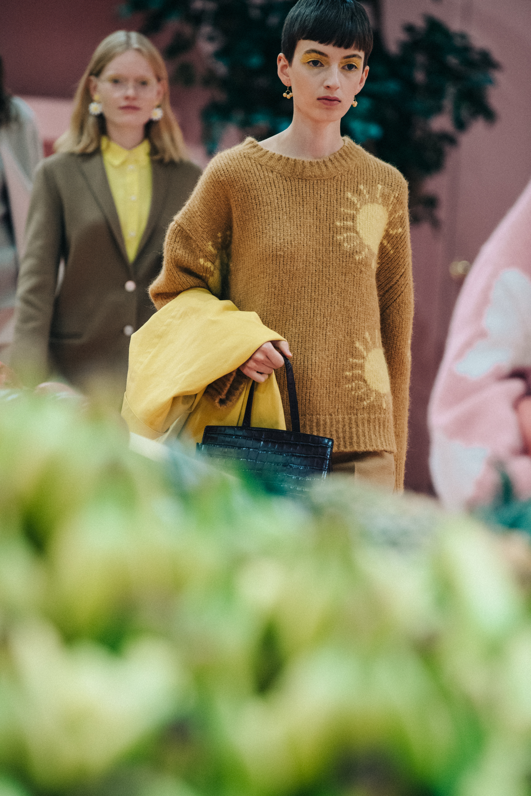 Maisie Dunlop backstage at Mansur Gavriel