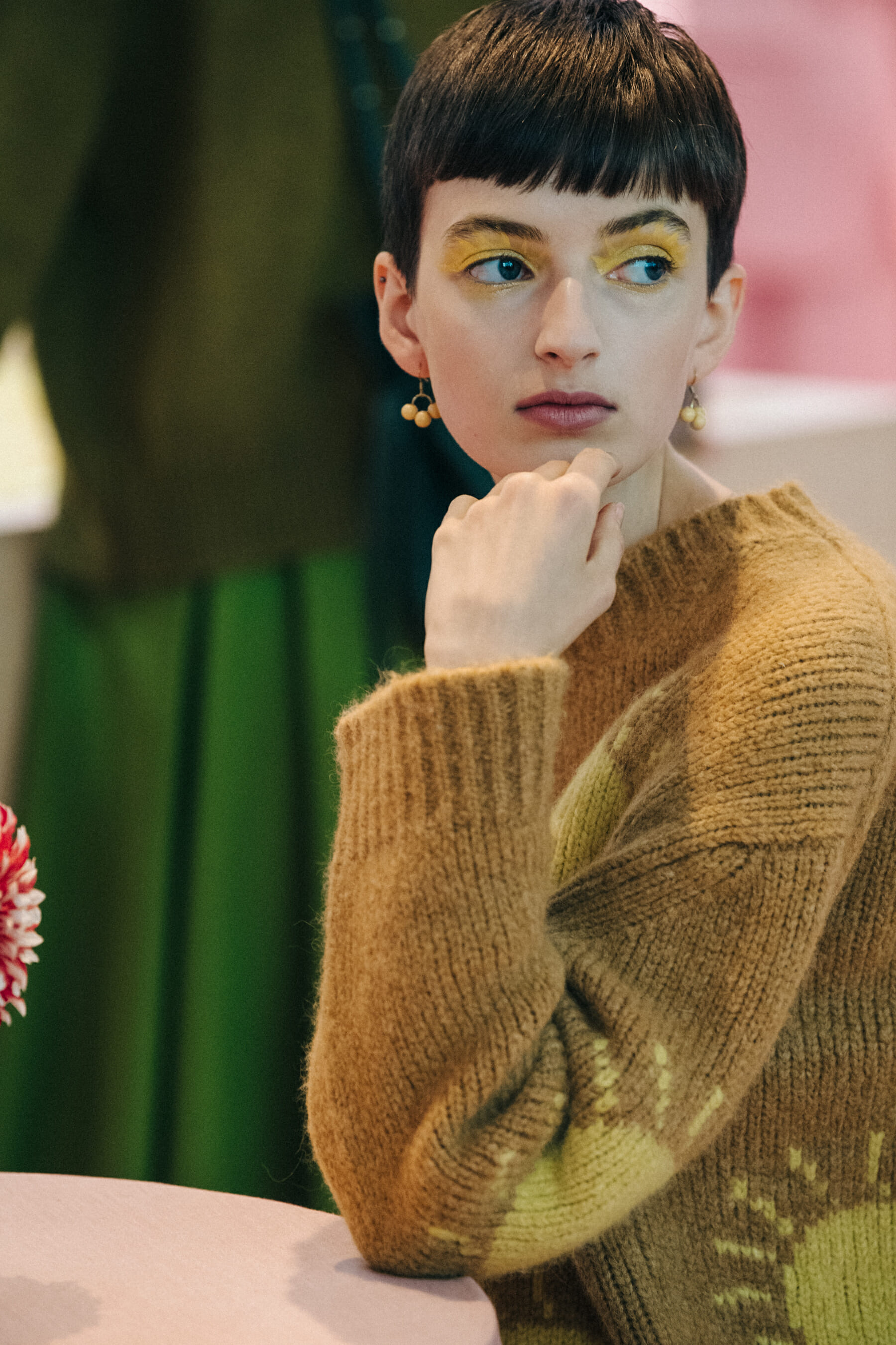 Maisie Dunlop backstage at Mansur Gavriel