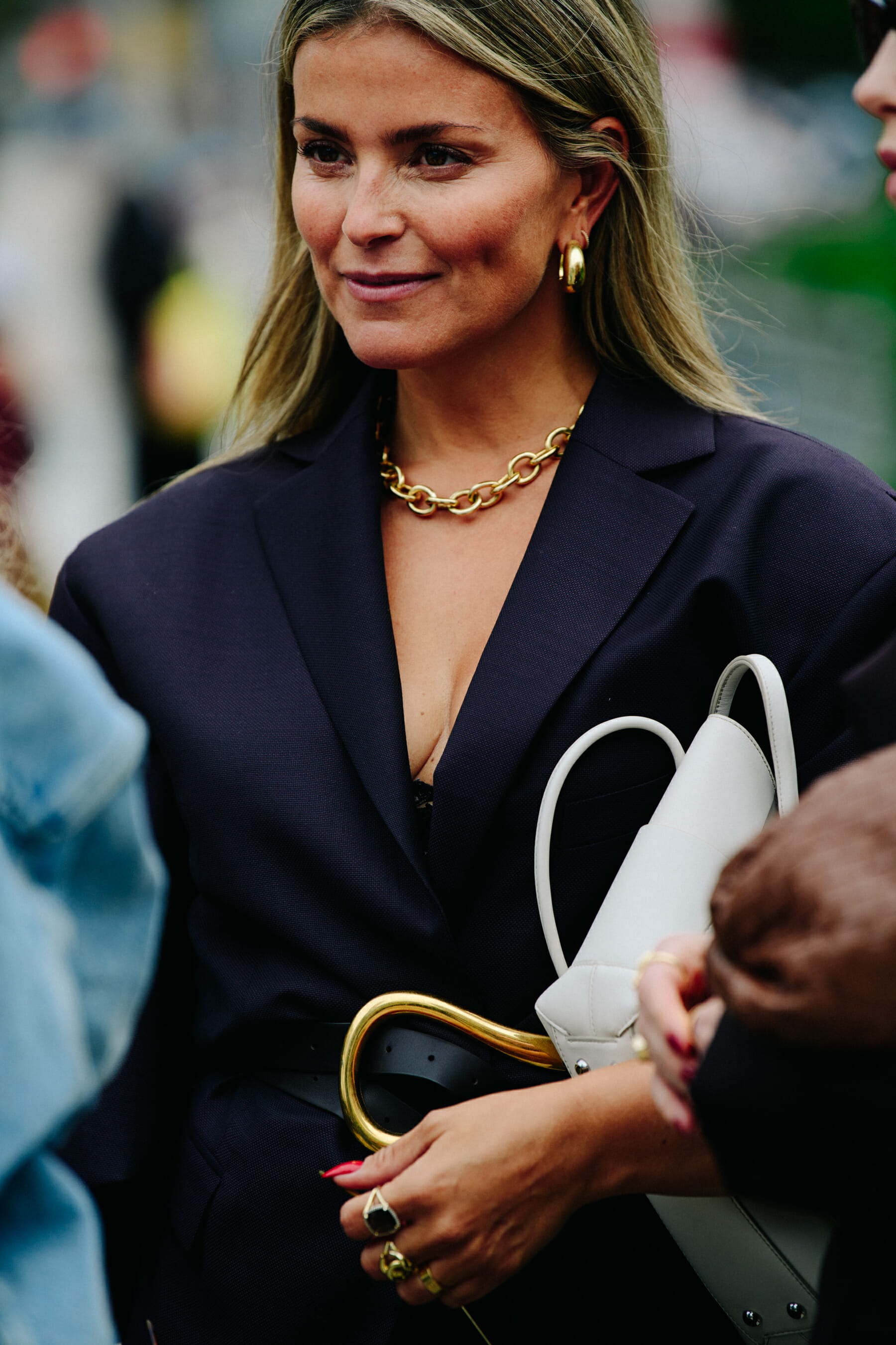 Woman wearing dark coat